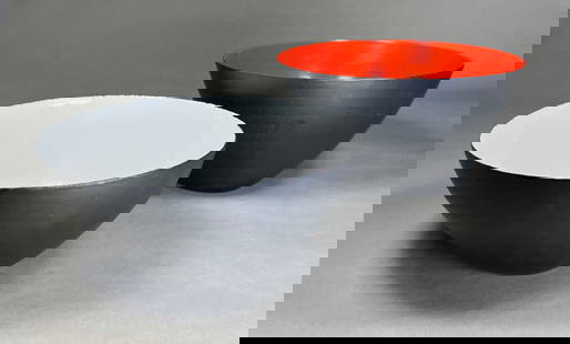 Herbert Krenchel Krenit Enamel Bowls for Torben Orskov - c.1950s: Herbert Krenchel Krenit Enamel Bowls for Torben Orskov - c.1950s Pair of Krenit bowls featuring distinctive hemispheric forms with contrasting color schemes. The pair includes a white interior/black