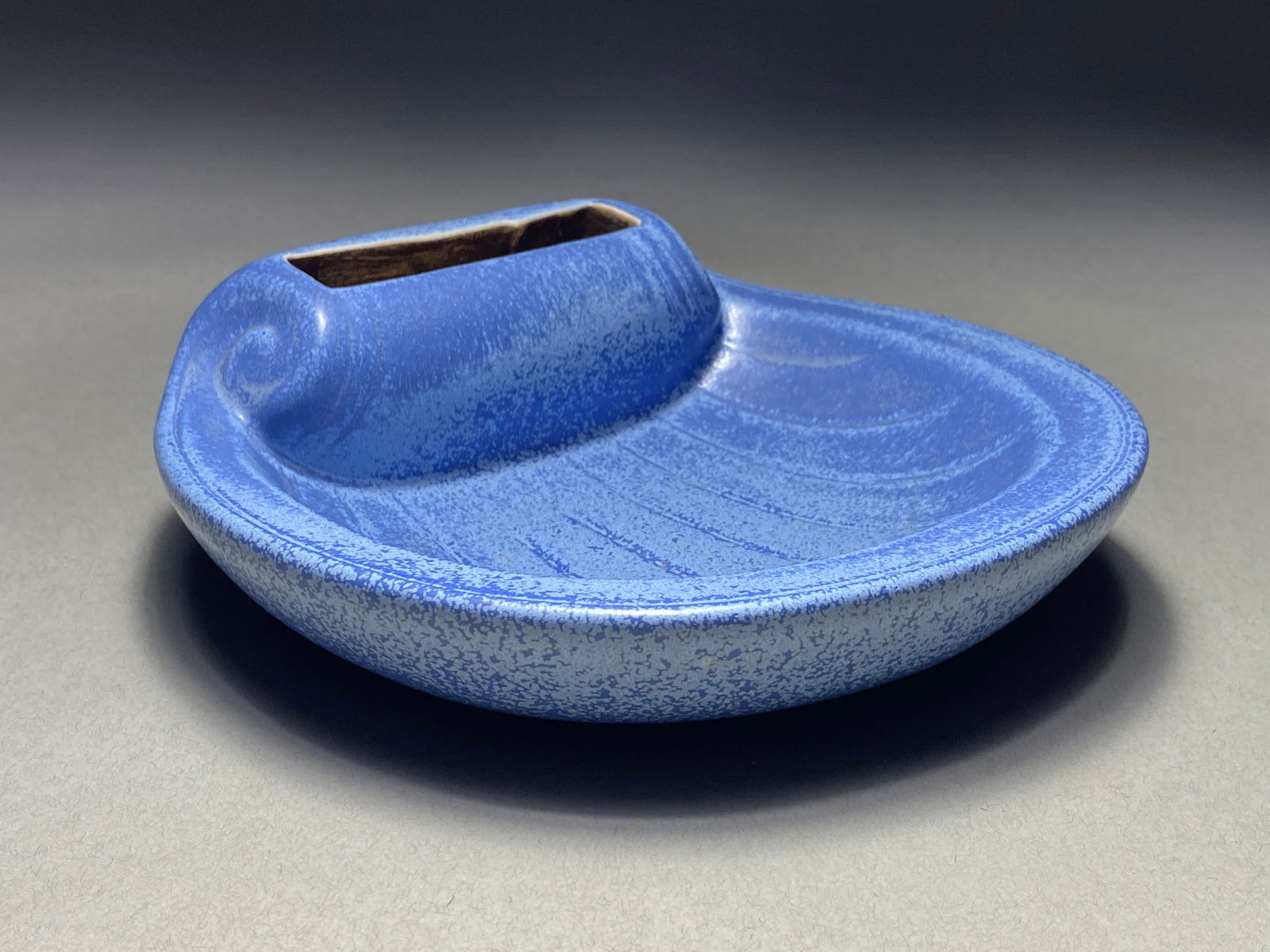 Gunnar Nylund, Haresfur Sky Blue Glazed Shell-Shaped Ashtray, ca. 1950s (1 of 5)