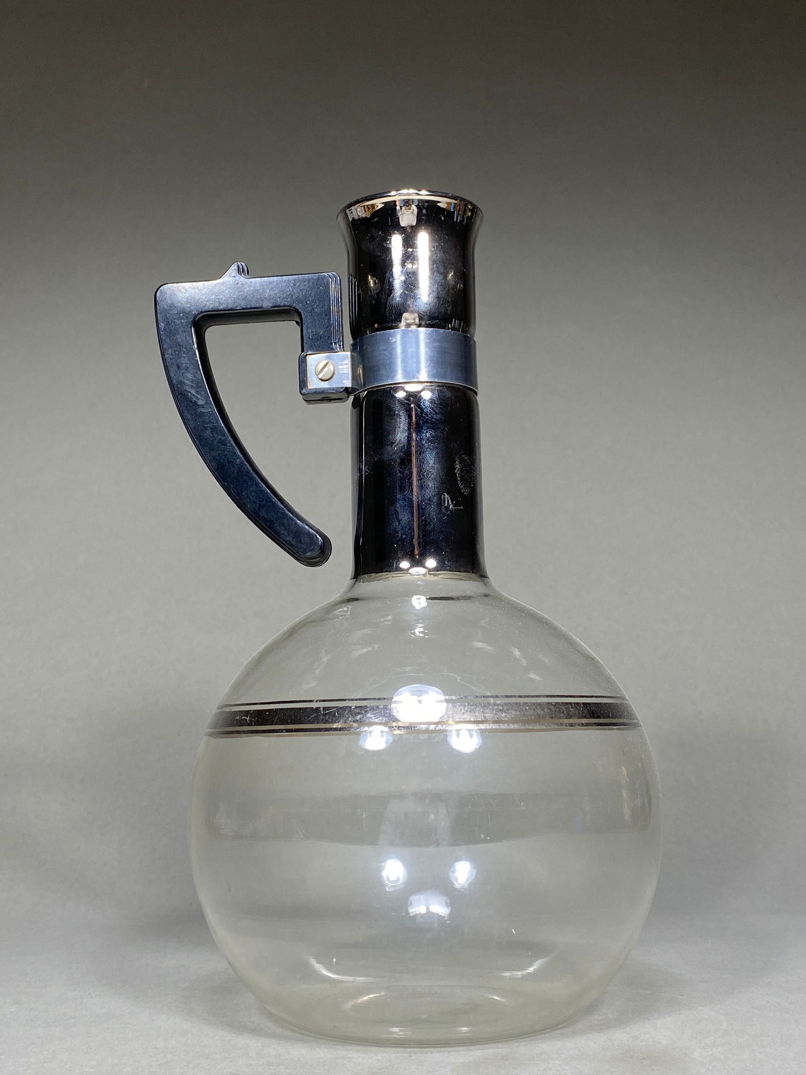 1950s Inland blown glass carafe/pitcher with bakelite handle, mid-century, modern, (1 of 1)