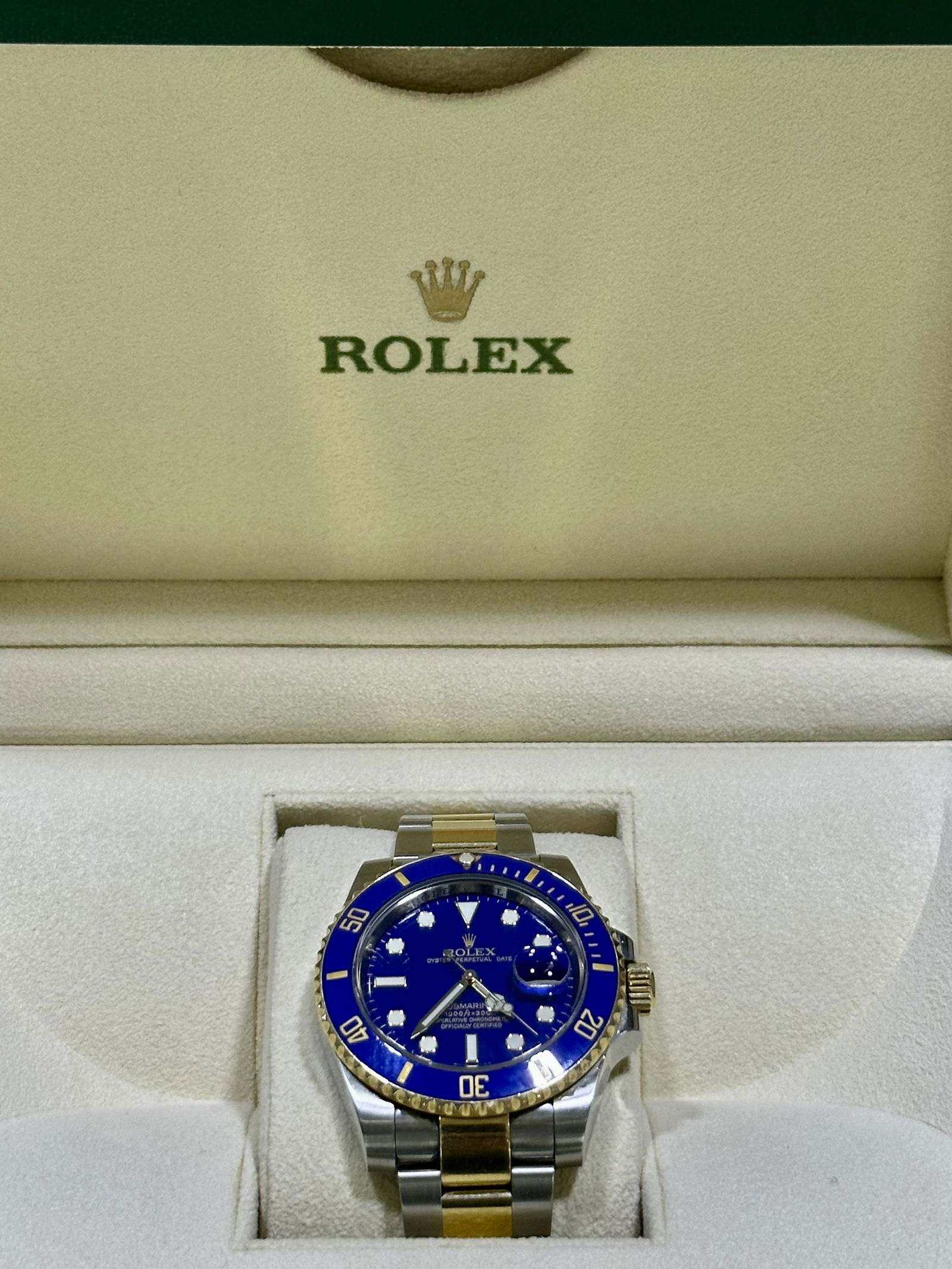 AUTHENTIC ROLEX BLUE SUBMARINER TWO TONE (1 of 2)