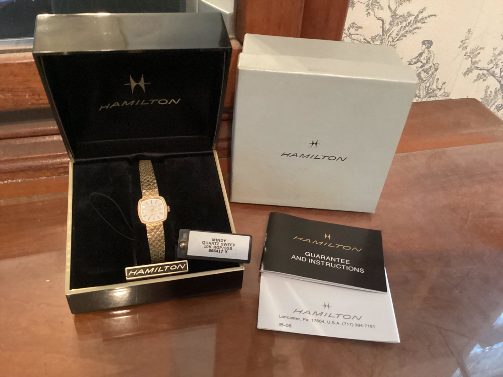 Vintage Hamilton Mindy 10K RGP Watch with Original Box and papers: Vintage Hamilton Mindy 10K RGP Watch with Original Box and papers