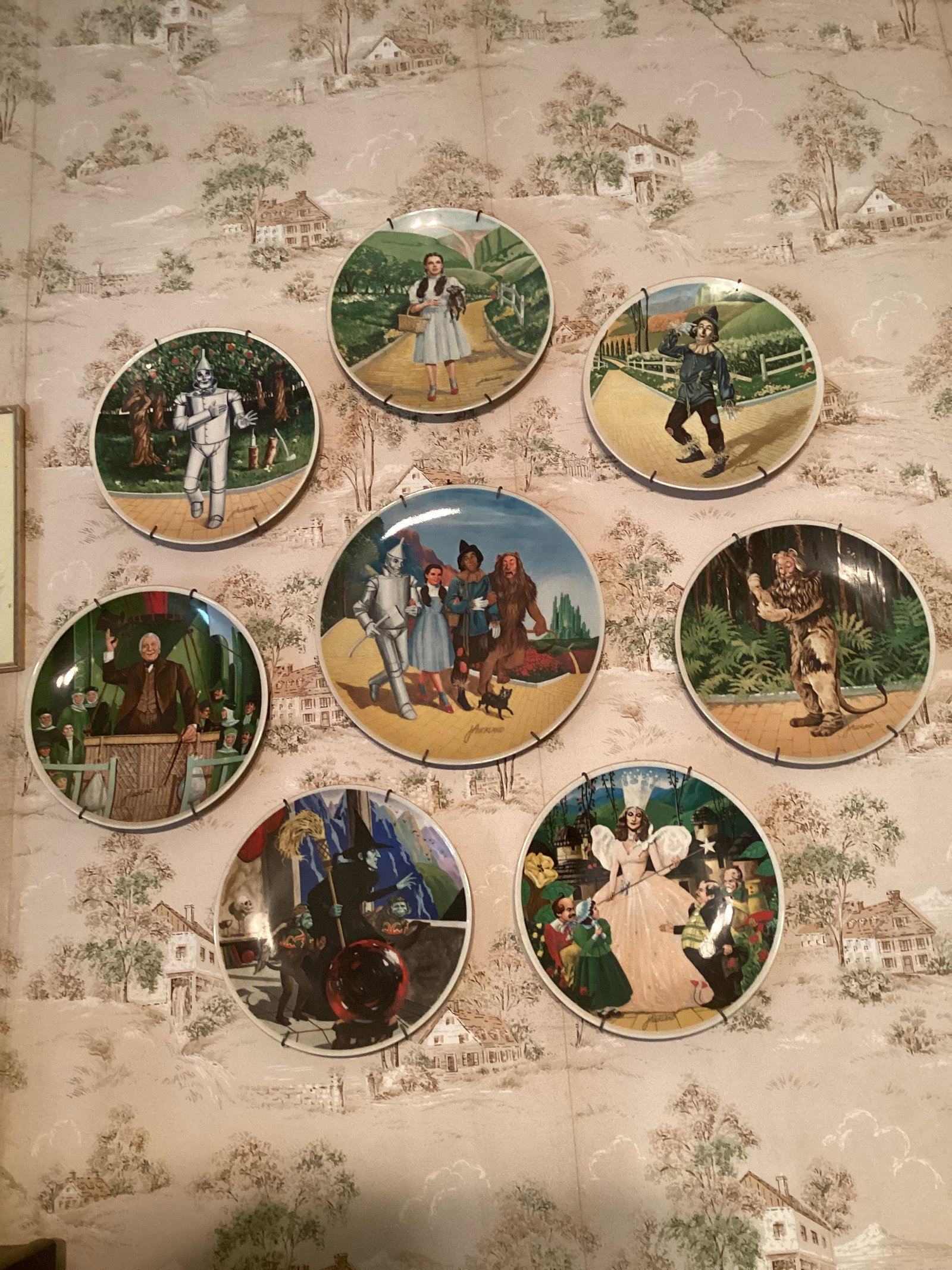 Vintage Wizard of Oz Collectors Plates: Vintage Wizard of Oz Collectors Plates