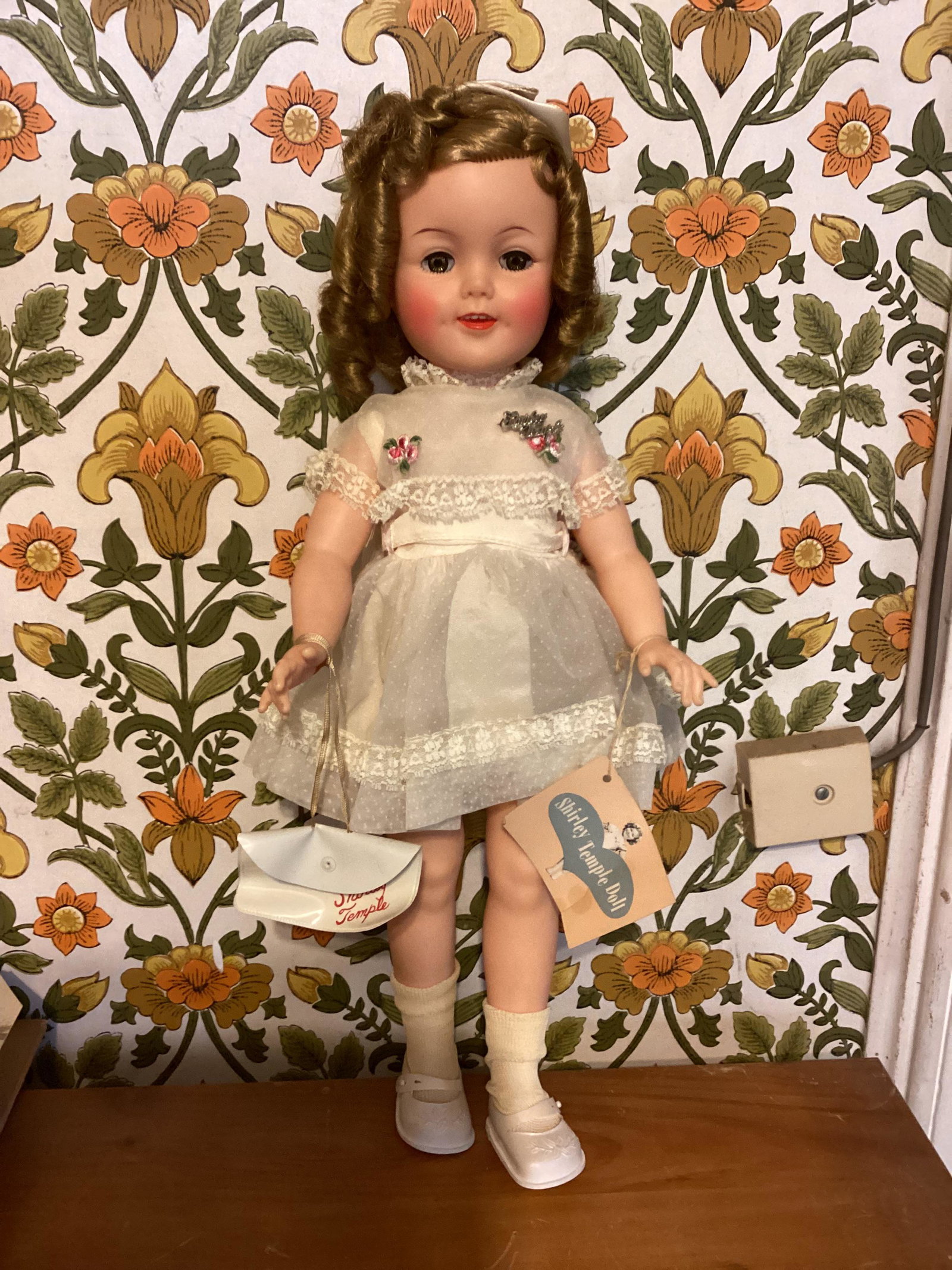 Vintage Ideal Shirley Temple Doll with tag: Vintage Ideal Shirley Temple Doll with tag
