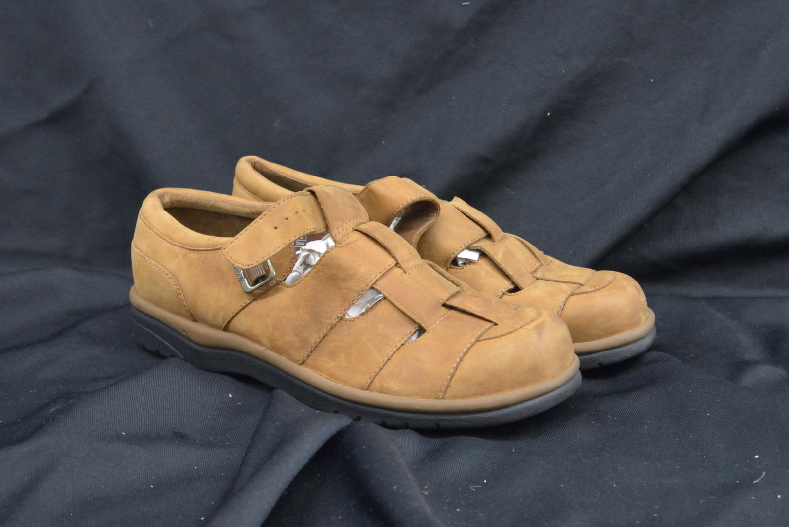 Teva Size 8.5 Womans Shoe: Like New