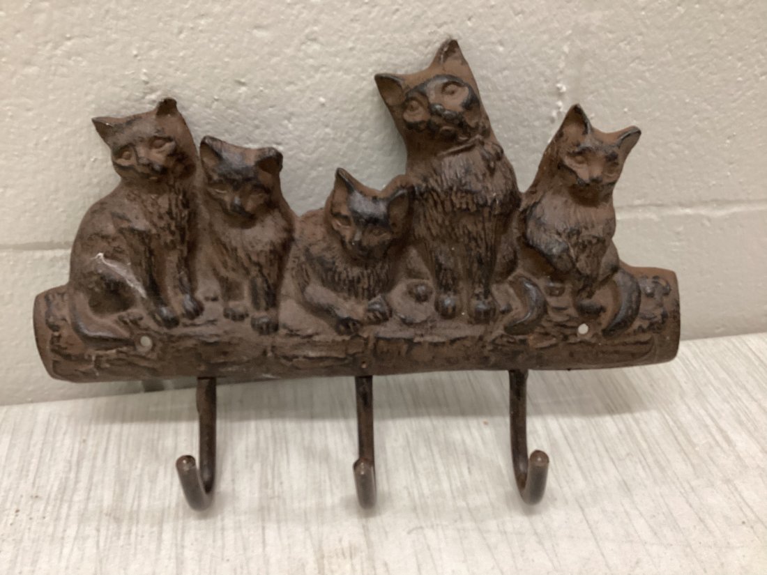 Cast Iron Cat Wall Hook: 11”