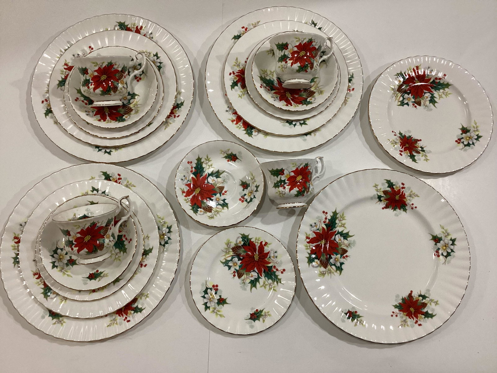 Royal Albert Bone China Poinsettia Five Piece Place Settings: Four Sets - Dinner, Salad, Dessert Plates, Teacup & Saucer
