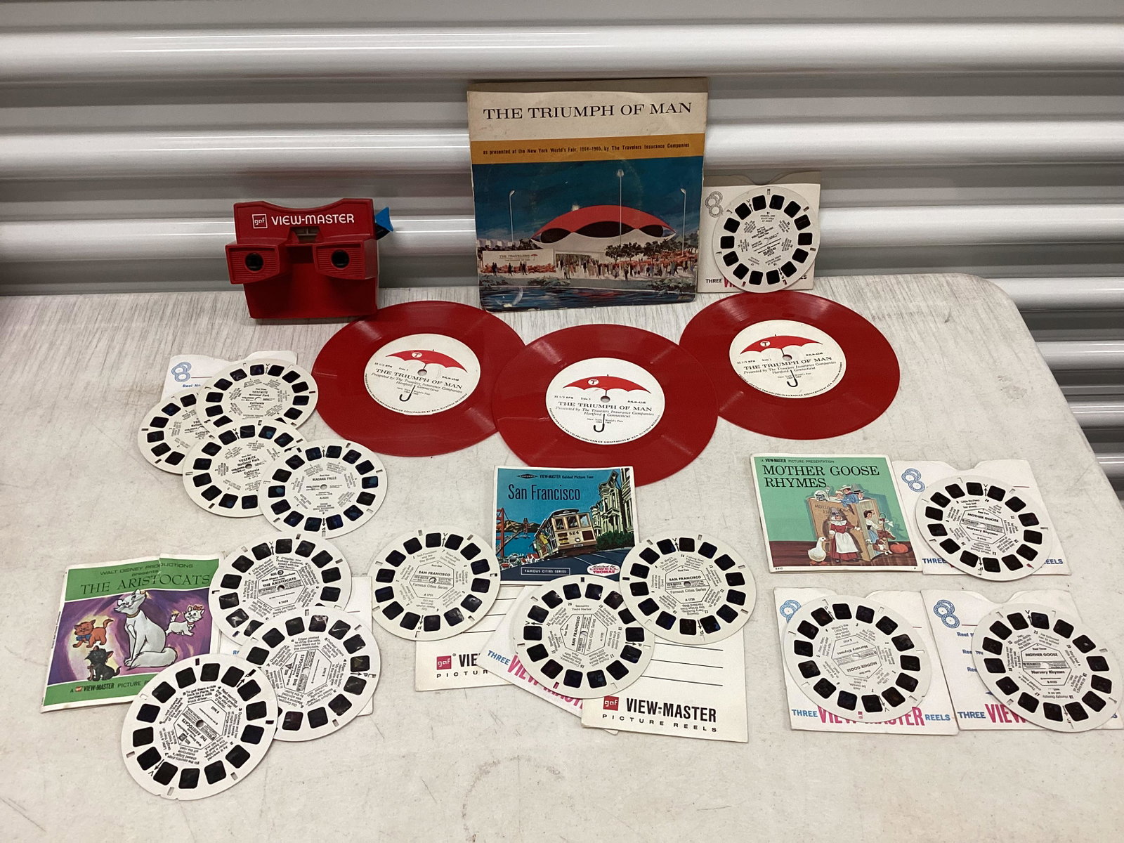 1964 World's Fair 45s & Viewmaster Reel and other Vintage View-Masters: Disney, Yosemite, Niagara, San Fran and more