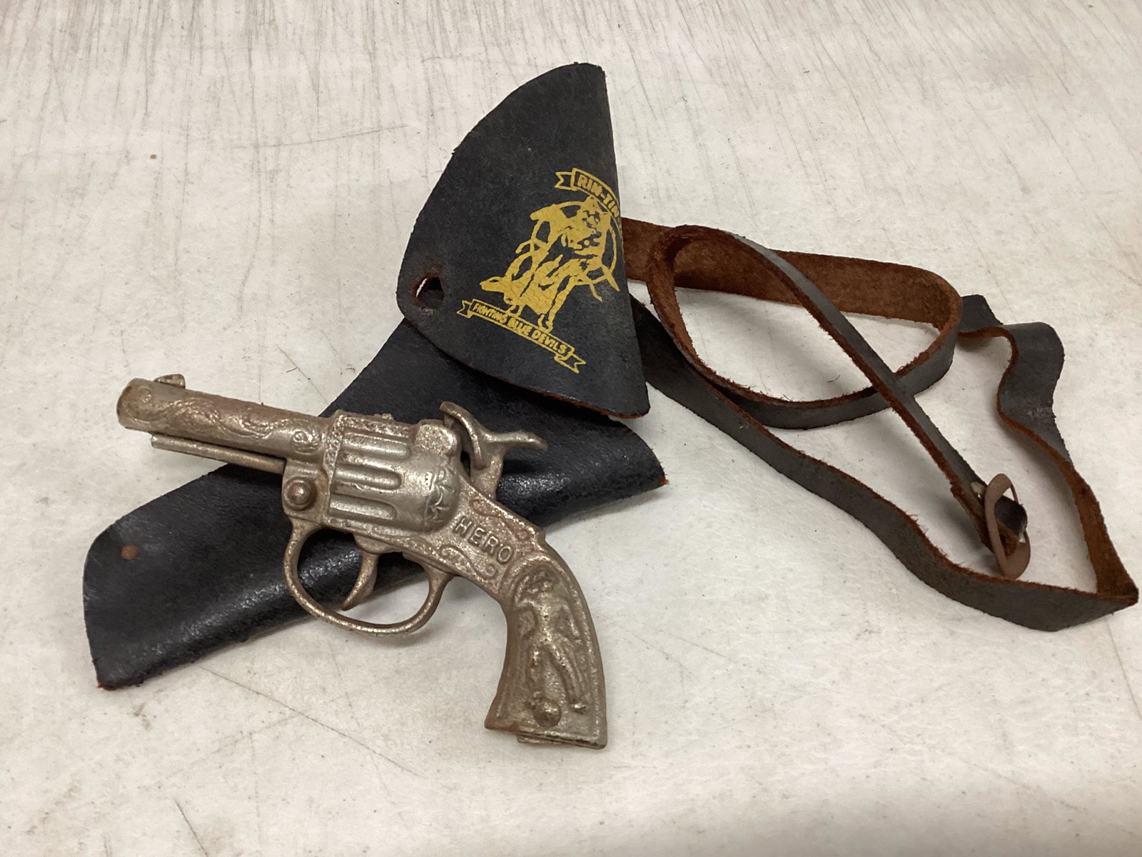 Vintage Hero Cap Gun with Rin Tin Tin Holster: Vintage