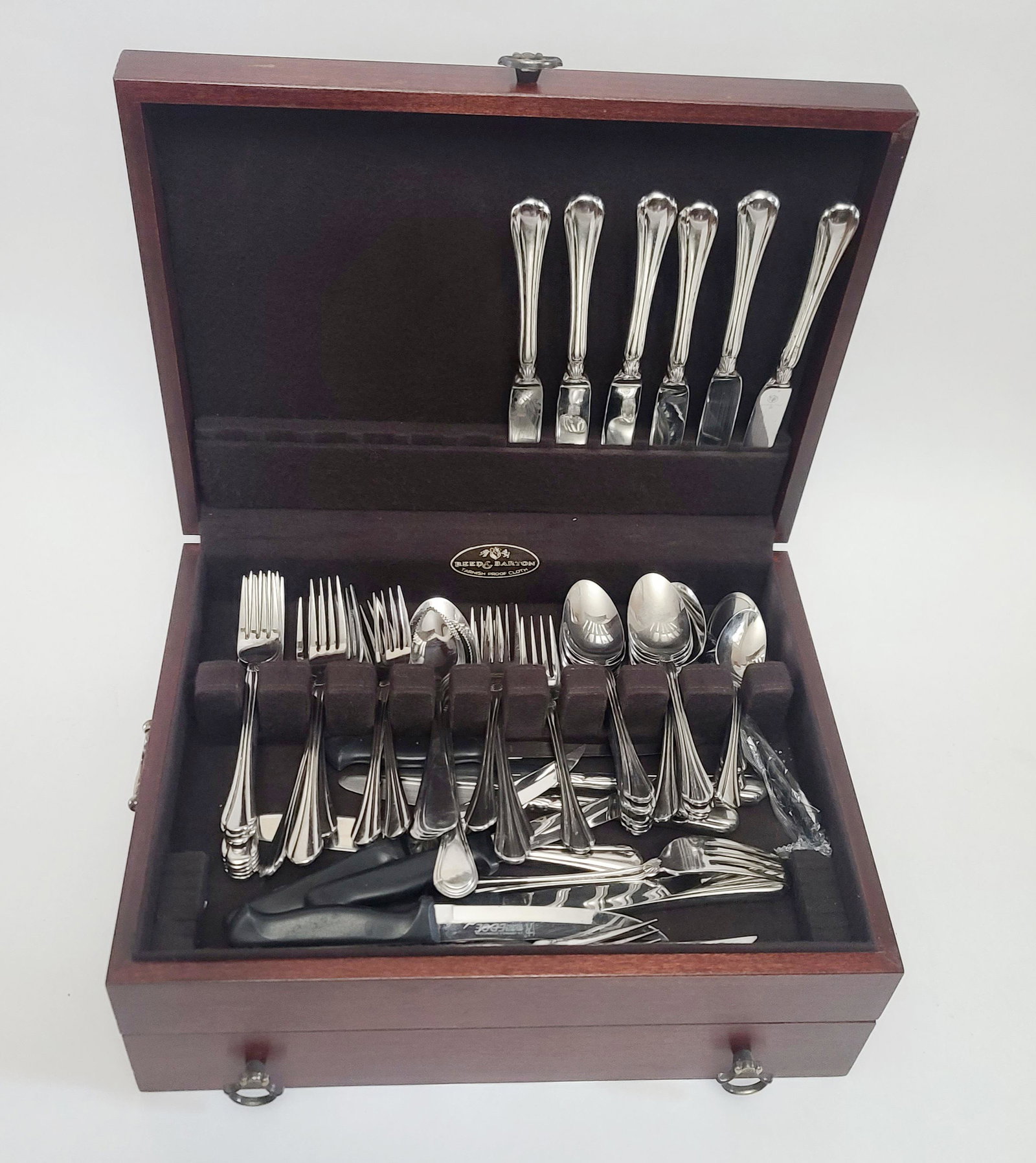 Vintage Reed & Barton Silverware Box and Flatware incl Pfaltzgraff (1 of 4)