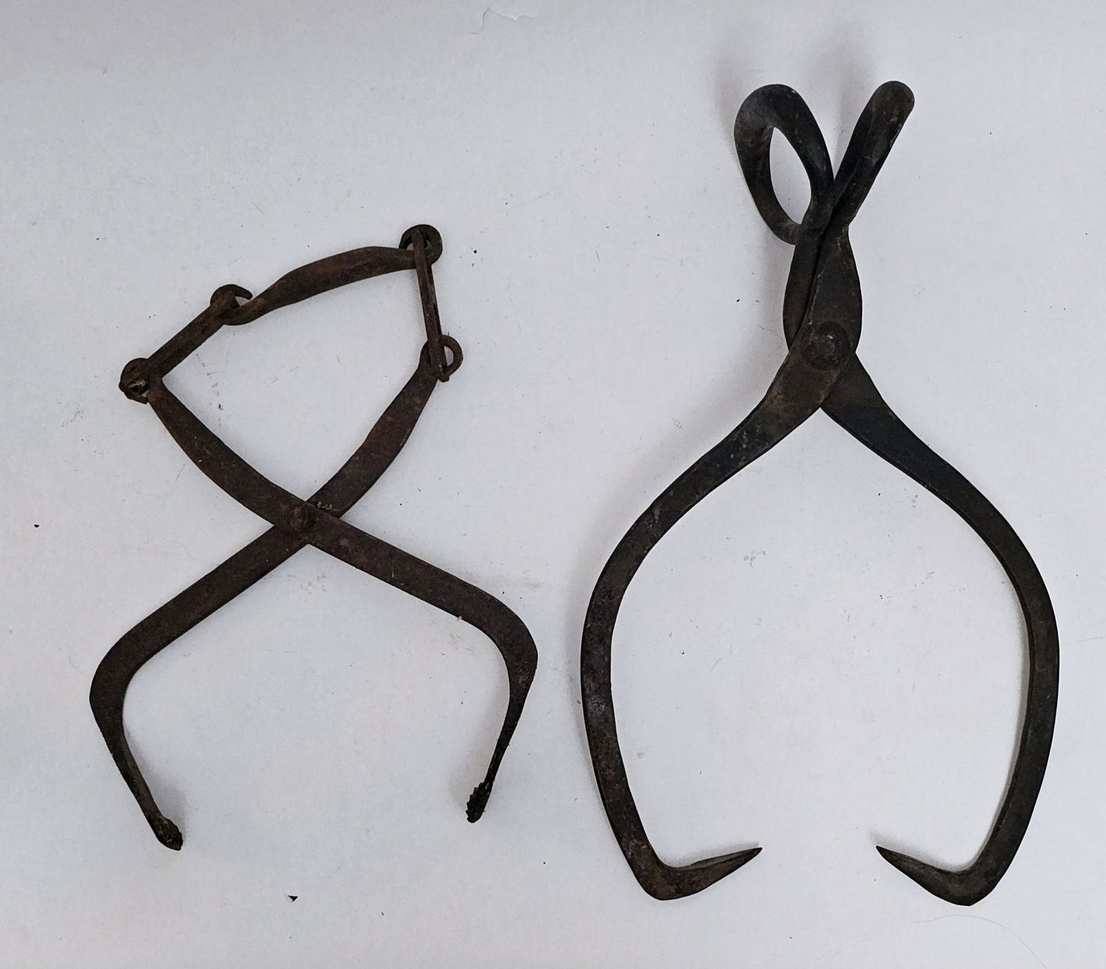 Antique Metal Ice Tongs (1 of 2)