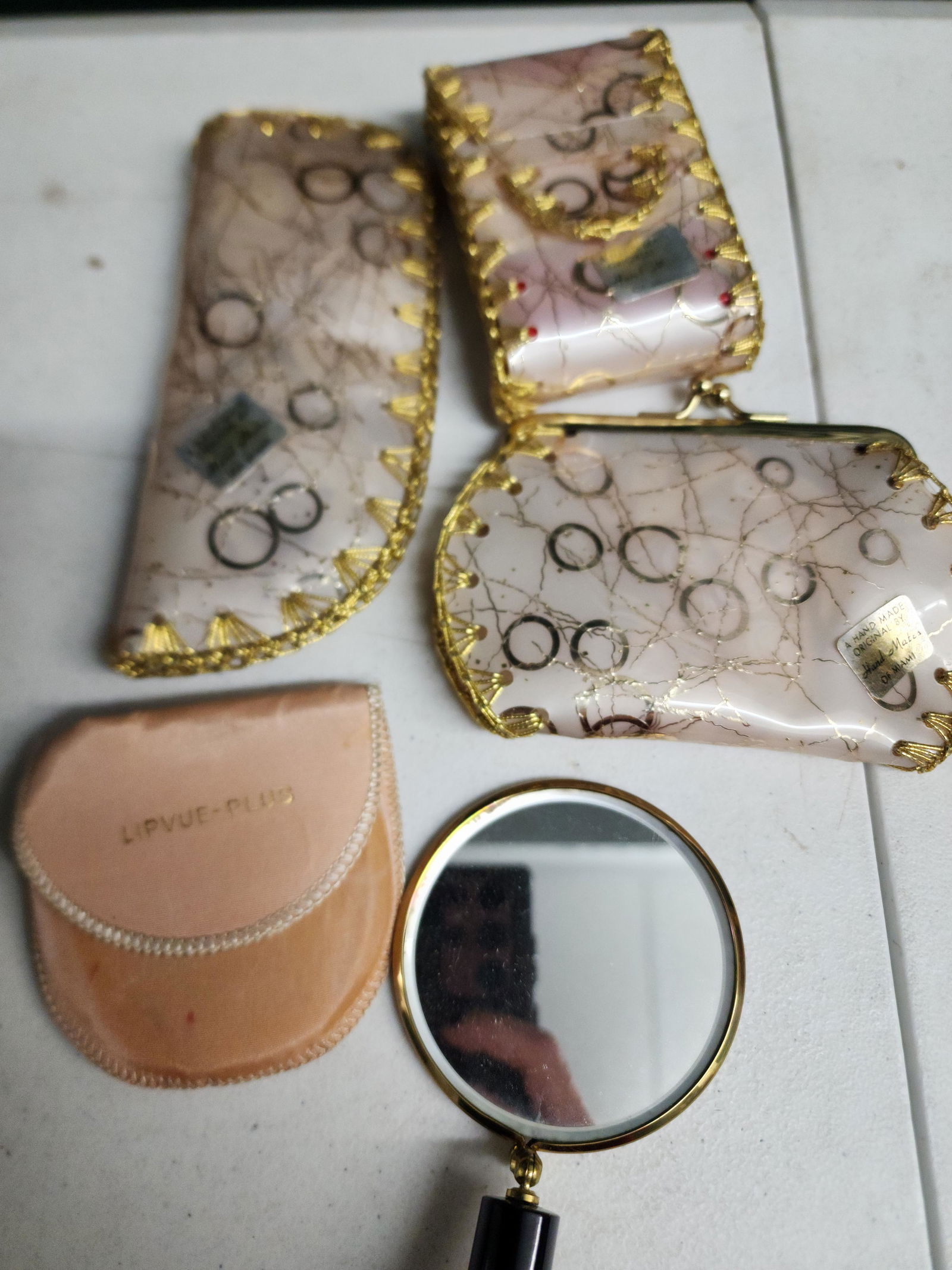 Vintage Hand Mates of Miami 3-piece accessory case set and LIPVUE-PLUS folding mirror and pouch (1 of 1)