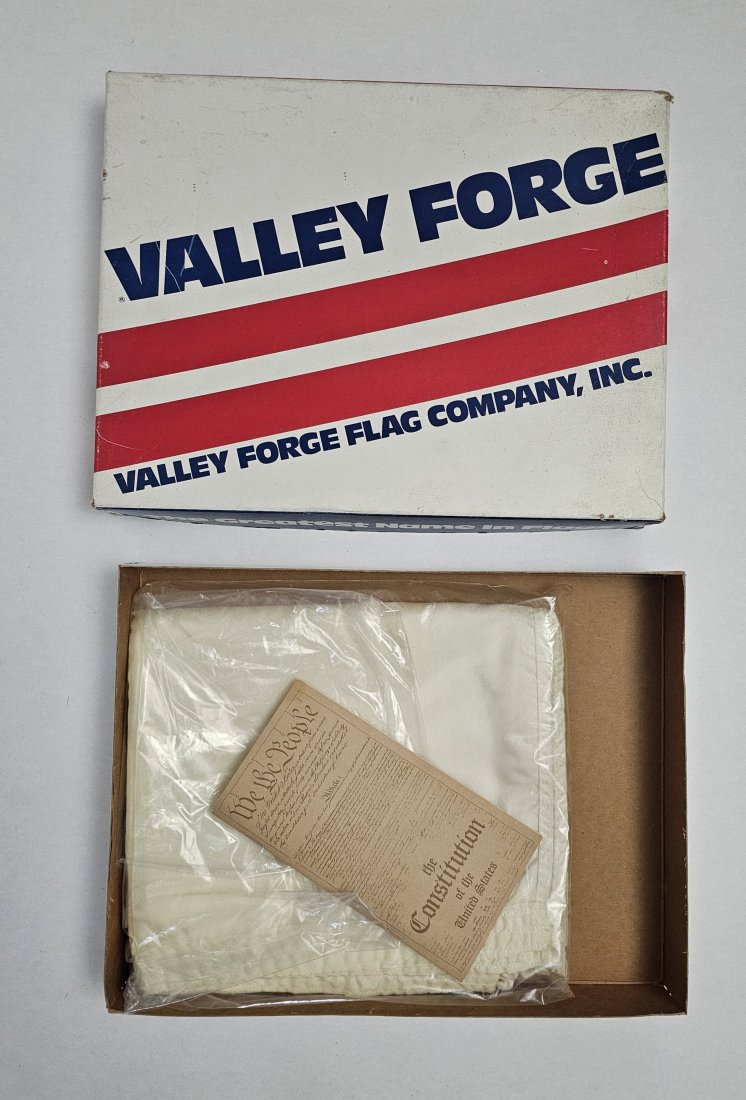 Vintage NOS Valley Forge Flags Constitution Flag 3x5" (1 of 2)