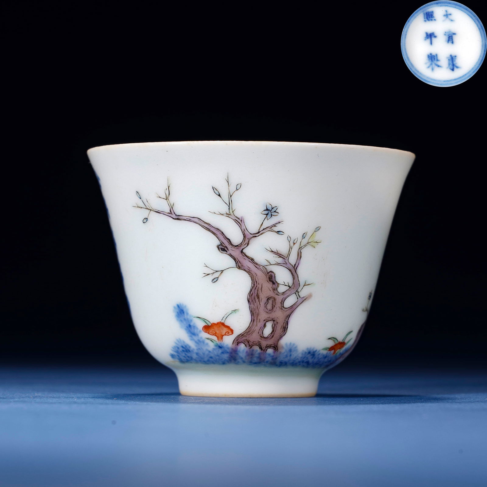 A  Kangxi Wucai Cup (1 of 6)