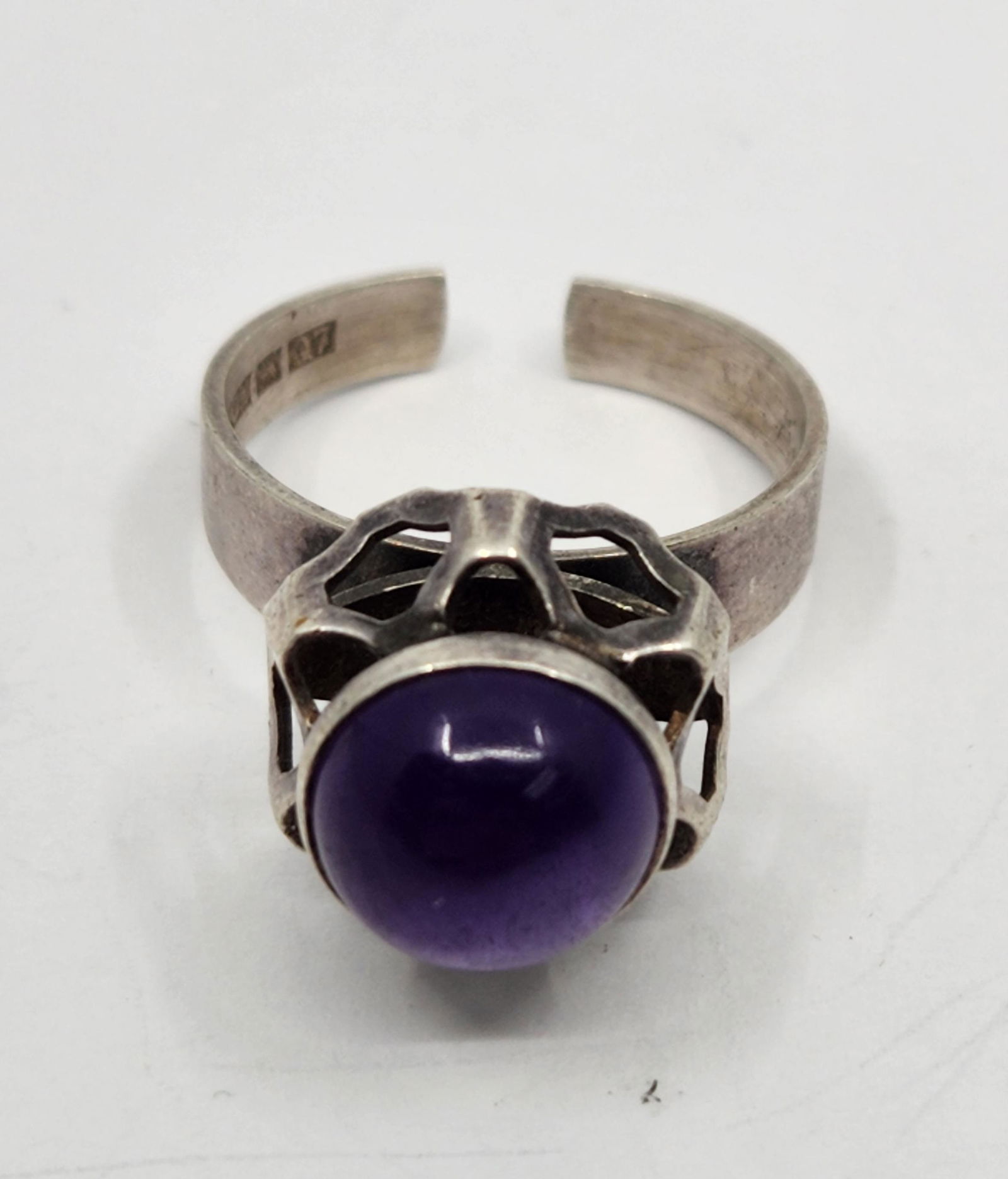 Kultaseppa Salovaara, Finnish Turku, Modernist Amethyst .830 Silver Ring (1969) (1 of 7)