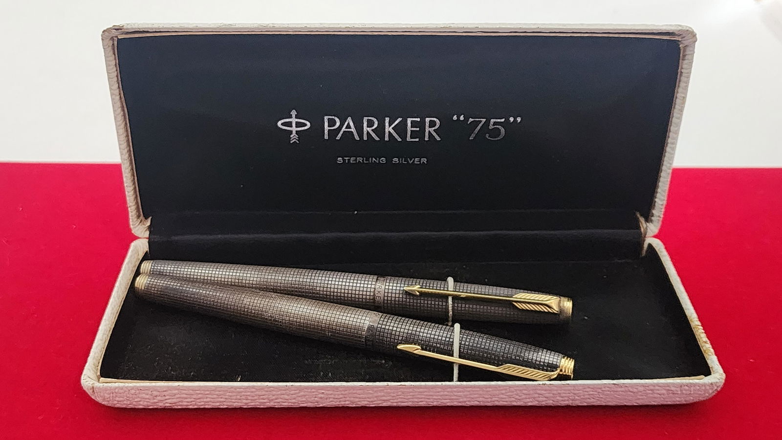 Parker "75" Set of 2 Sterling Silver Fountain Pen's with 14KT gold nib (1 of 11)