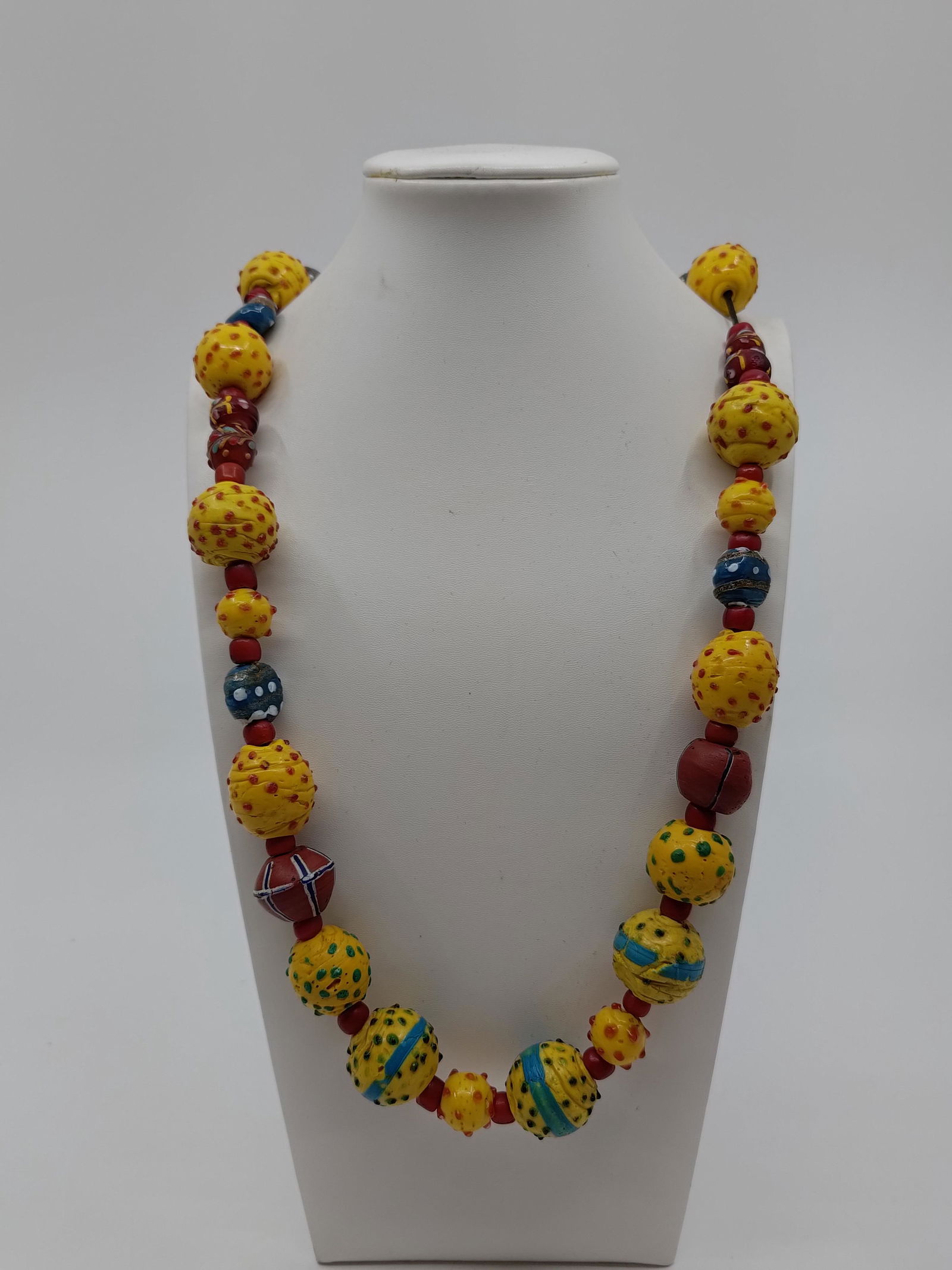 Antique Venetian Trade Beads, Mostly Yellow Skunk Eyes with Raised Dots (67 Beads) (1 of 7)