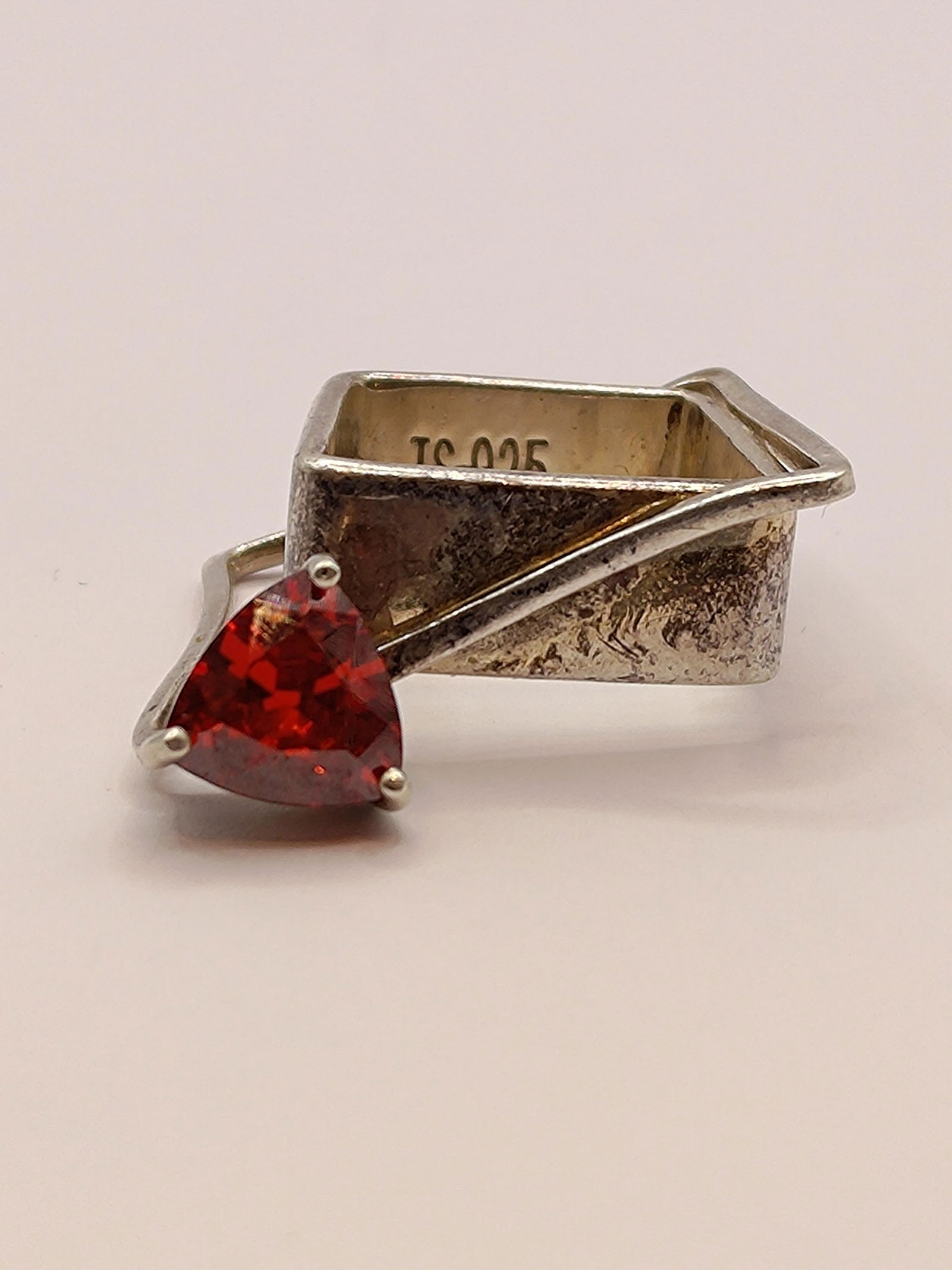 Modernist Sterling Silver Square Ring set with red Stone Signed JS (1 of 9)