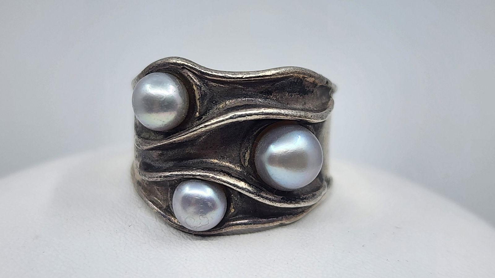 Hagit Gorali, Israeli Modernist Sterling Silver Pearls Ring (1 of 4)