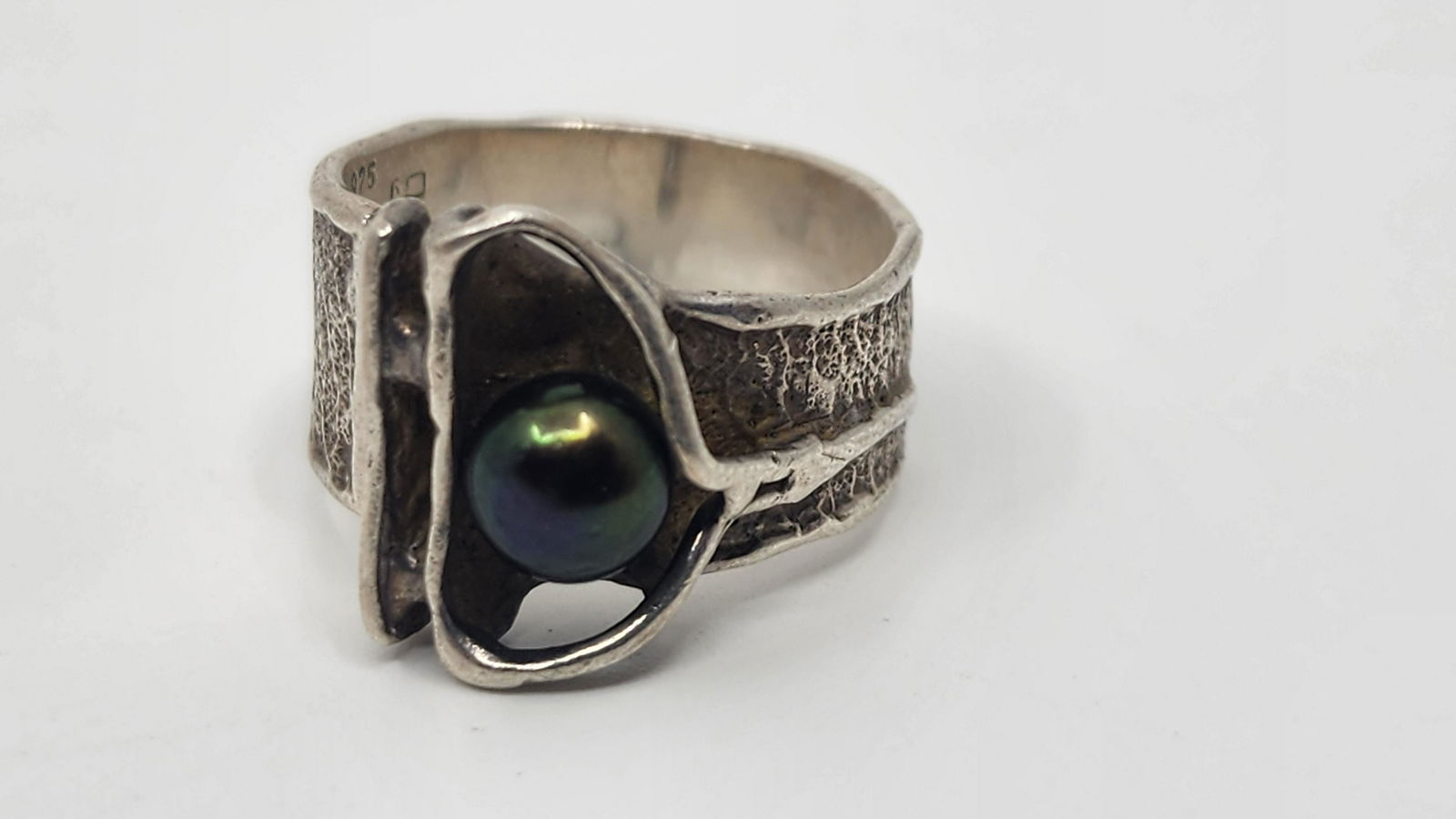 LP, Modernist Sterling Silver Black Pearl Ring (1 of 6)