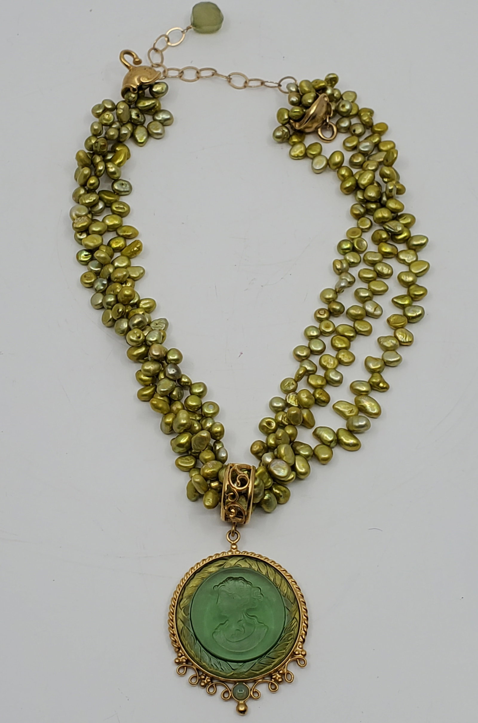 Vintage 3 Row Pearls Necklace set with a sculpted Cameo Pendant (1 of 6)