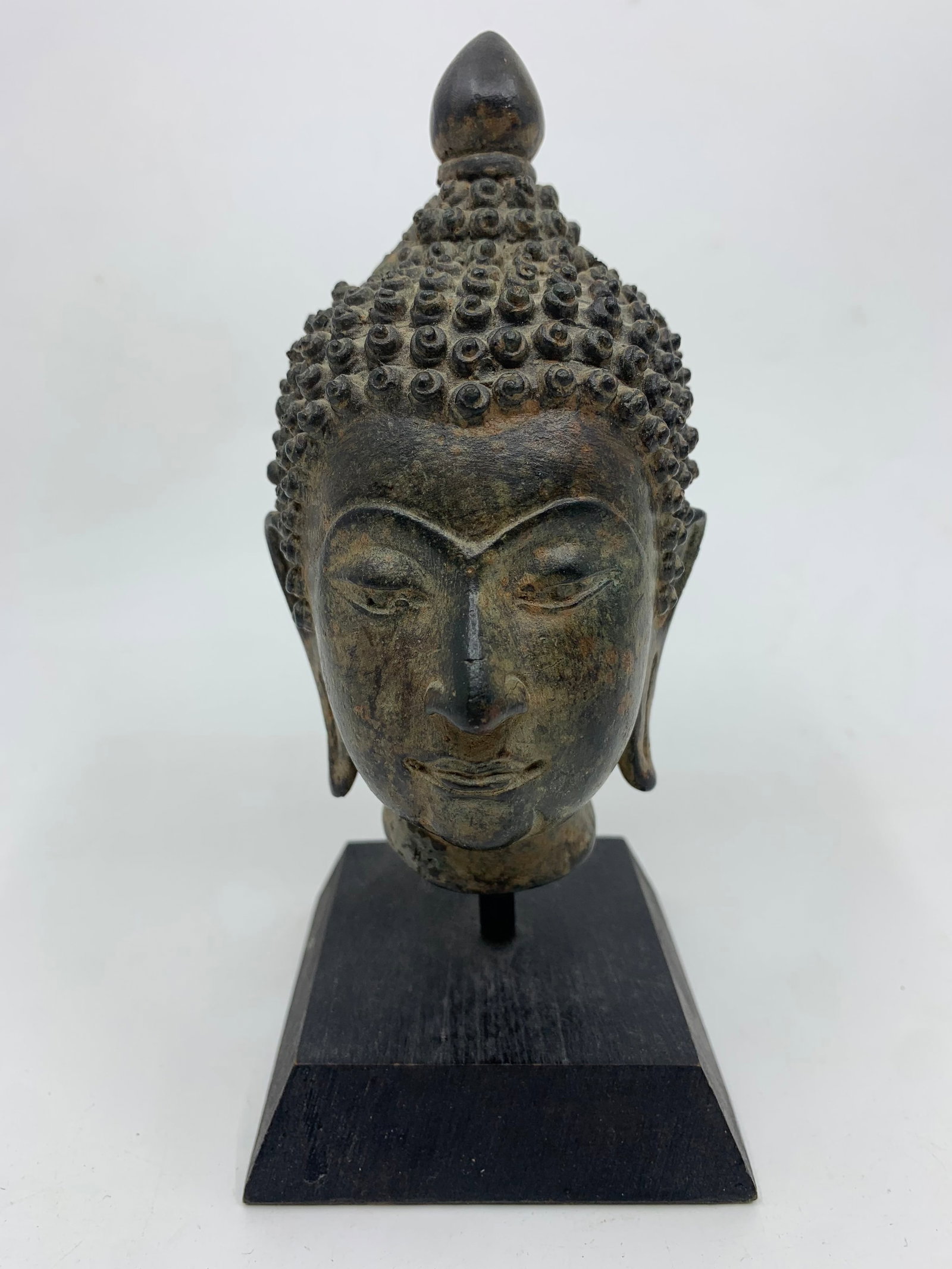 Antique Buddha Head Bronze Sculpture (1 of 5)