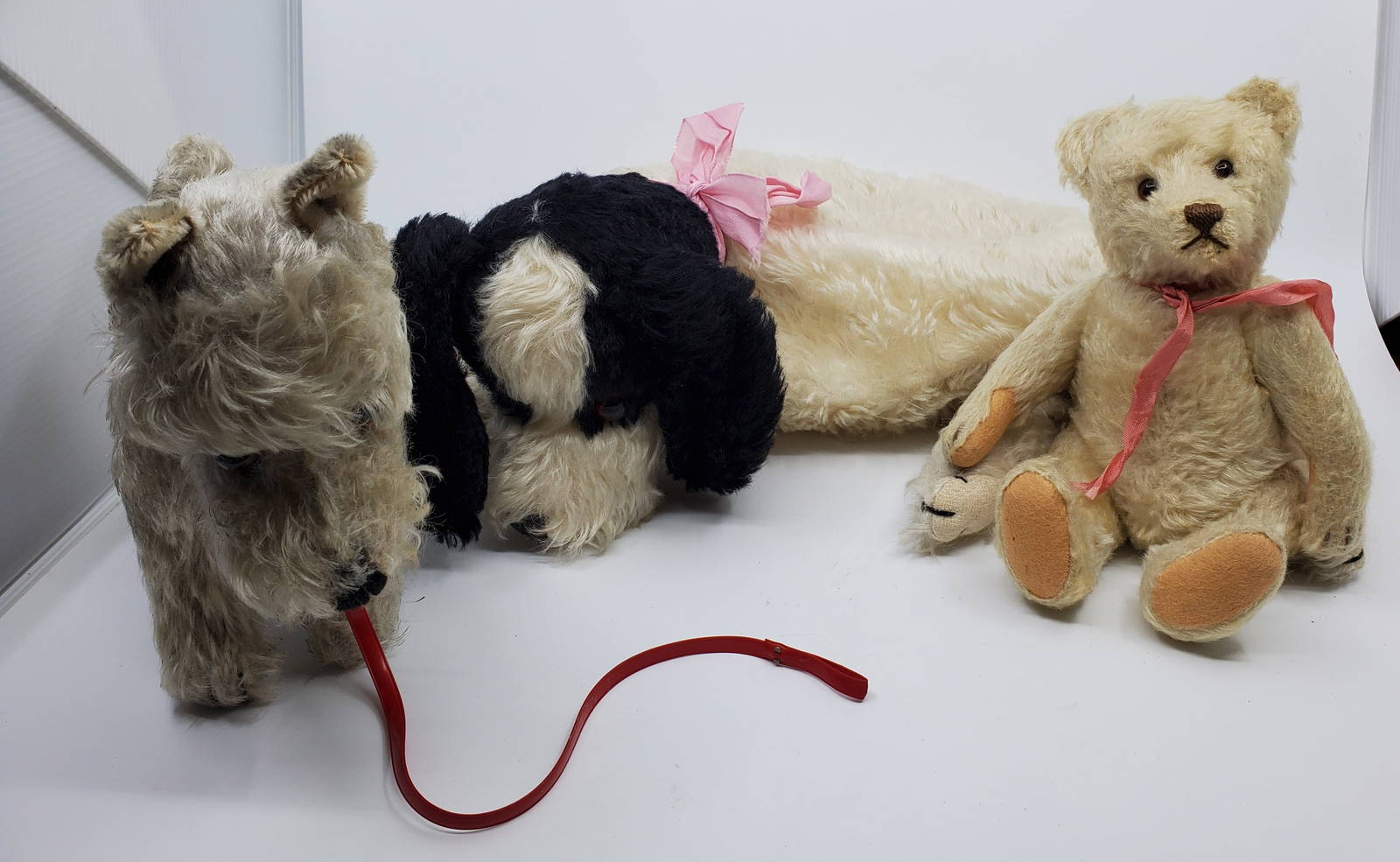 Set Of Three Antique Stuffed Animals Auction