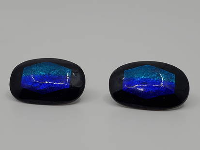 Aurelia Gritte, Paire of Modernist Enameld Cufflinks: Artist : Aurelia Gritte Description : Pair of modernist enamled on metal cufflinks, signed on the back Gritte 1" x 3/4"