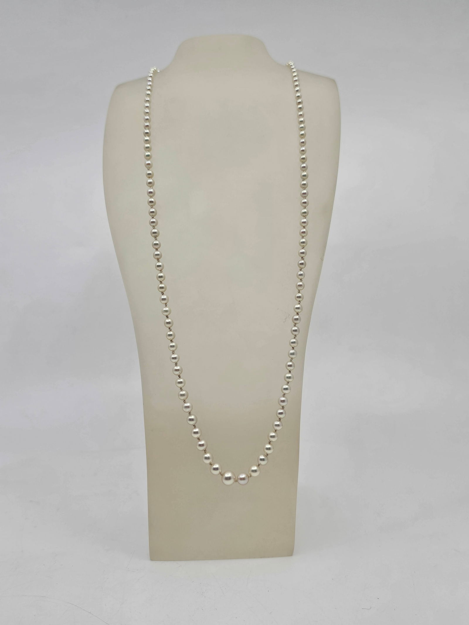 Vintage Birks Pearl Necklace With 14k Wg And Diamonds Clasp. Auction