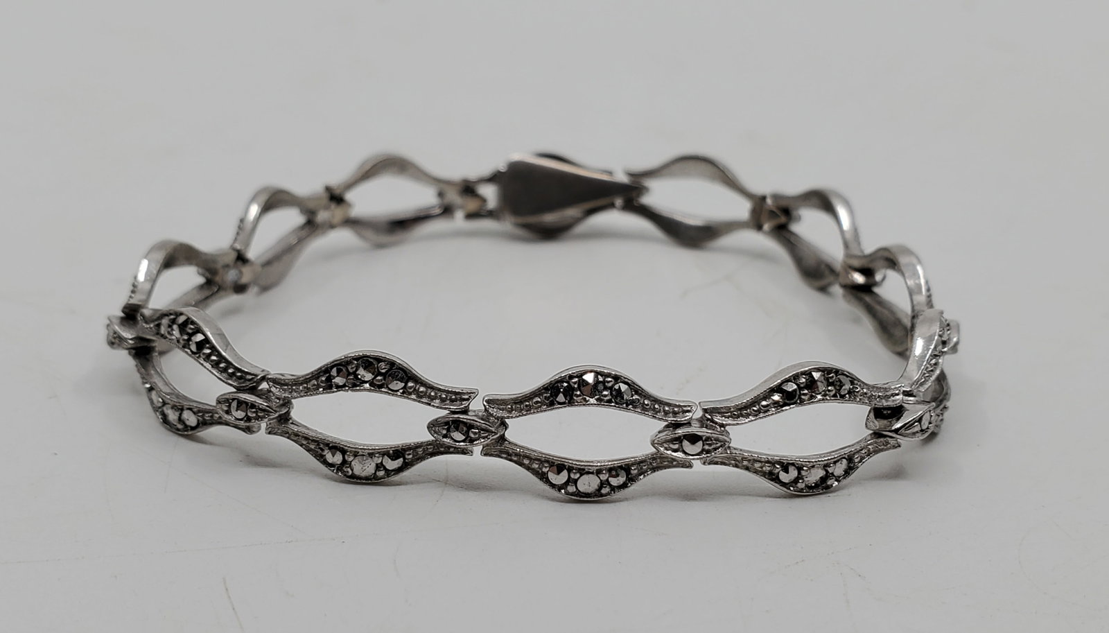 Vintage Sterling Silver Marcasites Bracelet (1 of 6)
