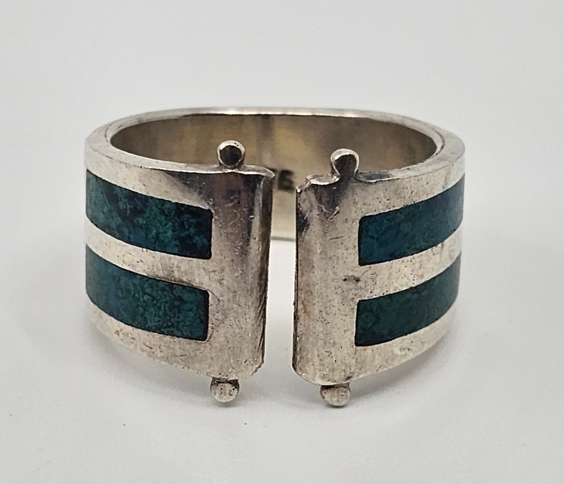 Modernist Sterling Silver Ring inlay with turquoises (1 of 6)