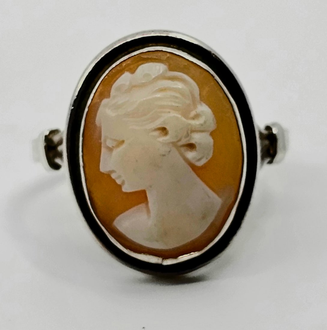 Antique ,800 Silver Cameo Ring (1 of 4)