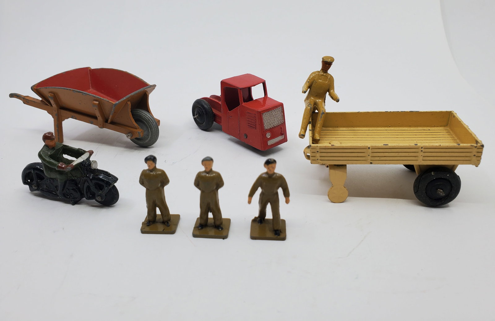 Vintage DINKY TOYS Small Group of Incomplete Parts, Original Paint (1 of 16)