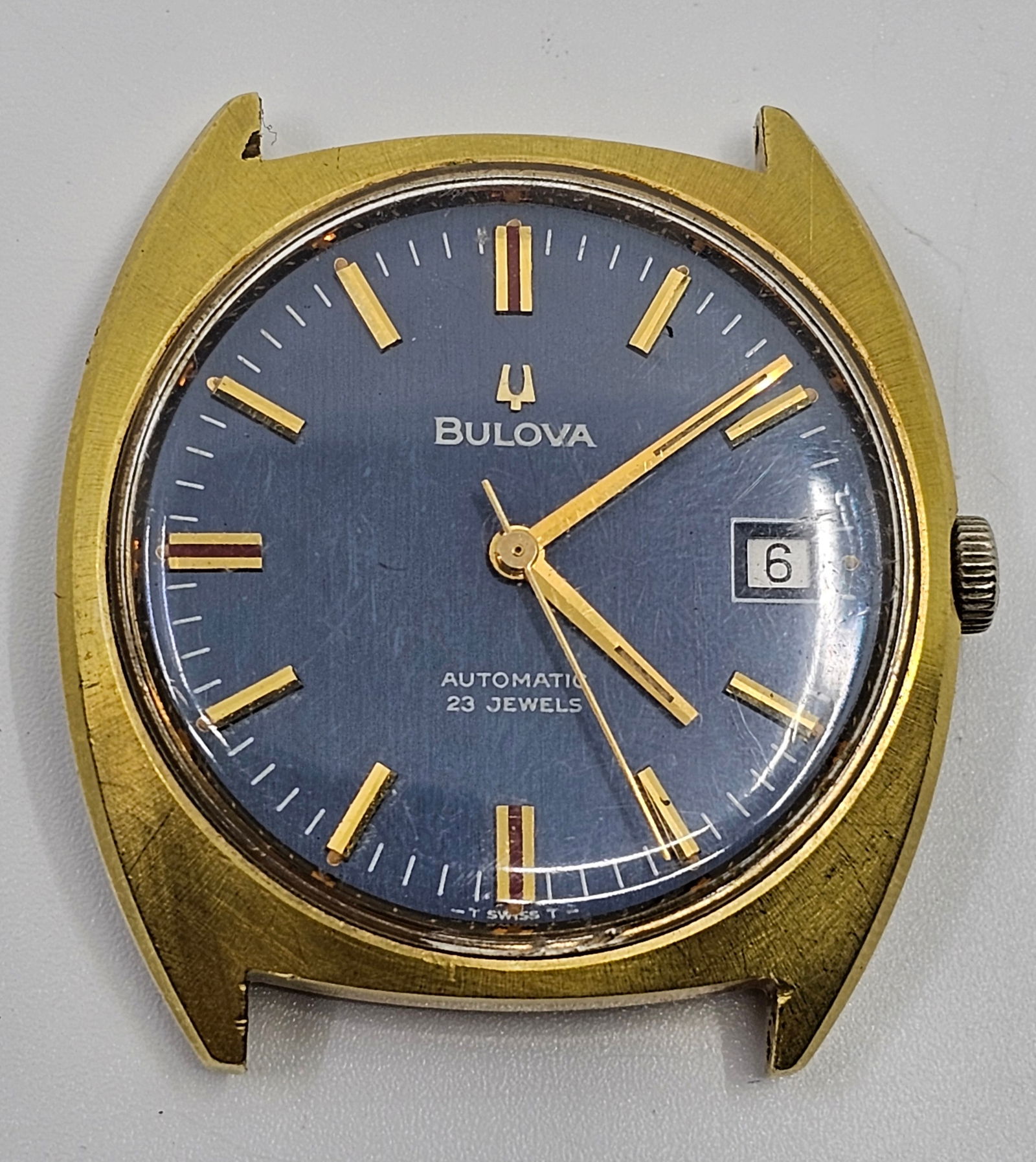 Men's BULOVA Automatic Date 23J: 35 mm In working order, although we cannot guarantee it for accuracy