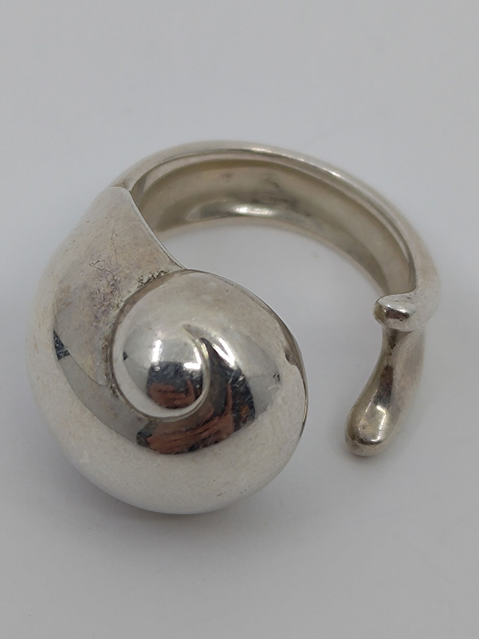 Elsa Peretti for Tiffany & Co Sterling SIlver Modernist Ring (1 of 5)