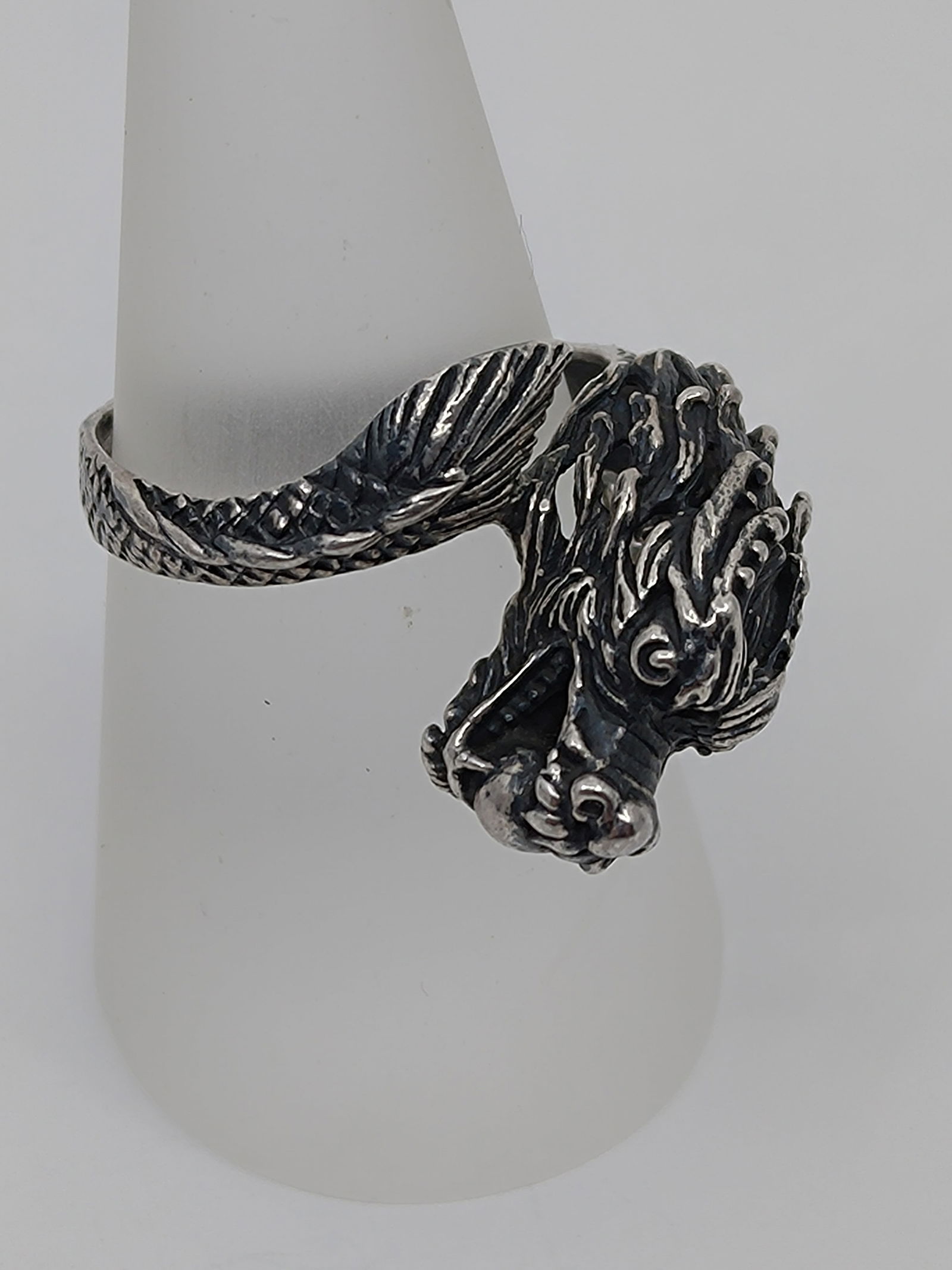 Vintage Sterling Silver Dragon Ring (1 of 7)