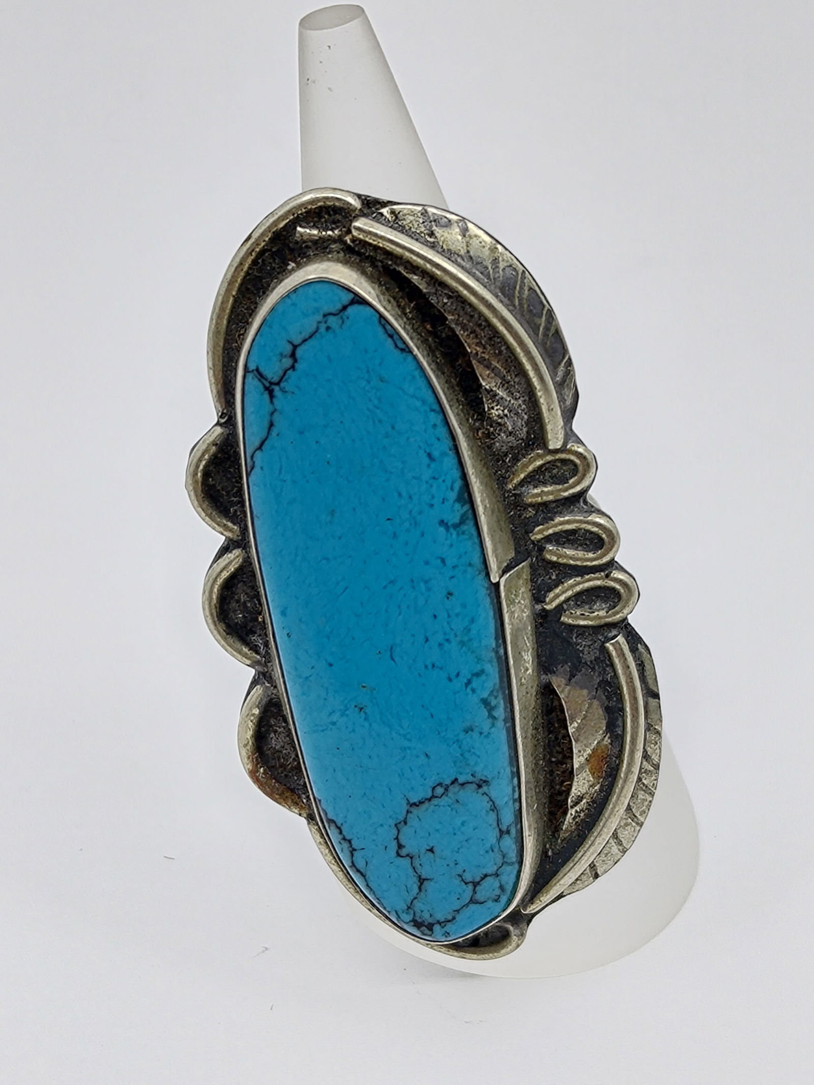 Vintage Navajo Large Turquoise Ring (1 of 6)