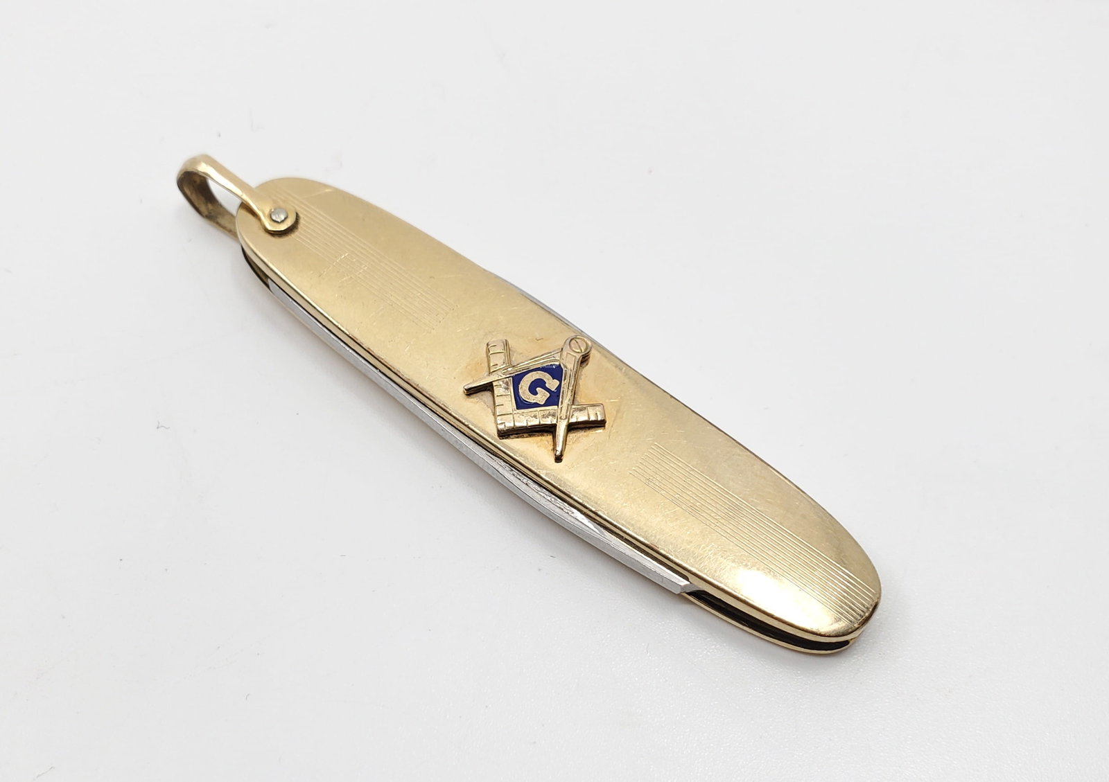 MASONIC CREST on Gold filled Pen Knife signed ANSON: 13 x 60 mm. Two blades, smaller stamped STAINLESS, larger ANSON on one side, LATAMA ITALY on the other.