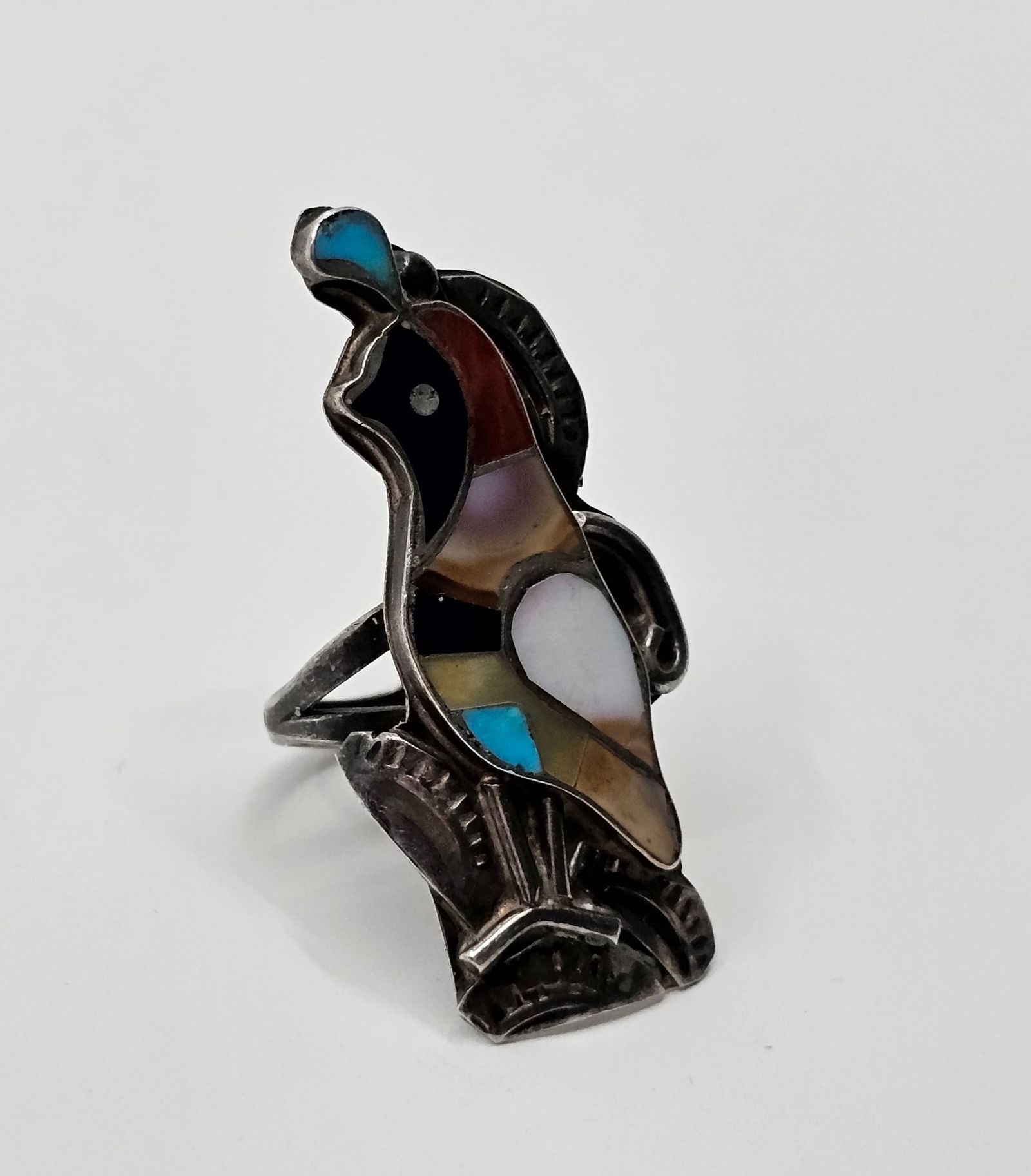 Vintage NAVAJO Silver Bird Design Ring Inlaid (1 of 7)