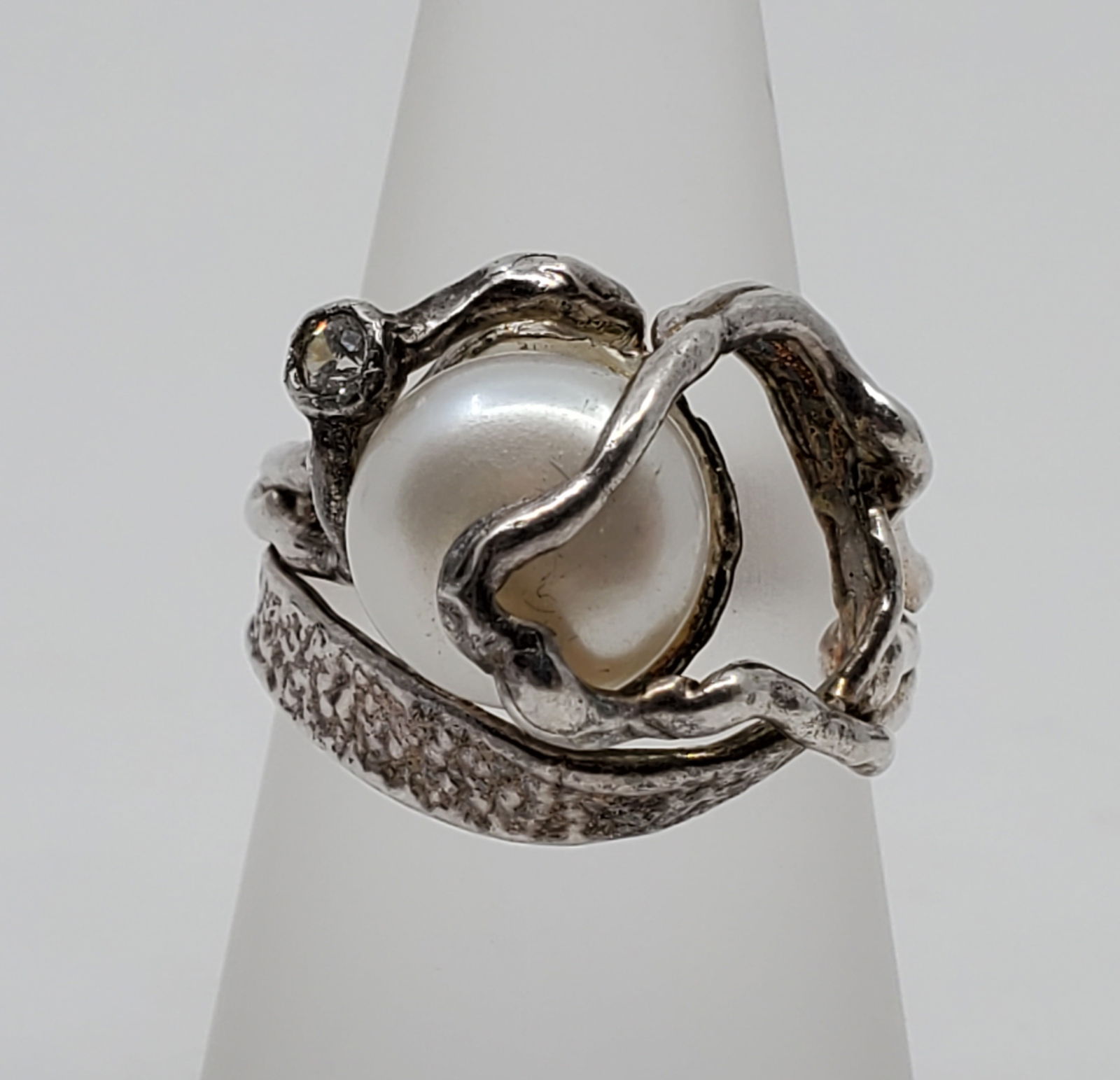 Modernist Sterling Silver Pearl Ring (1 of 7)