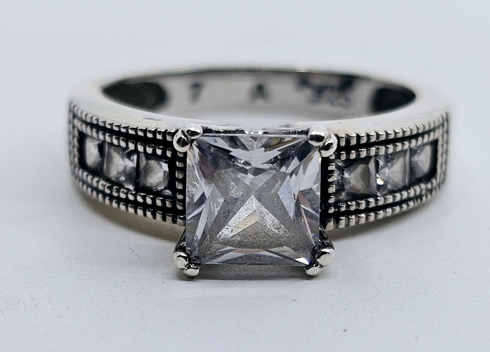 Vintage Sterling Silver Ring, set with Stone (1 of 6)