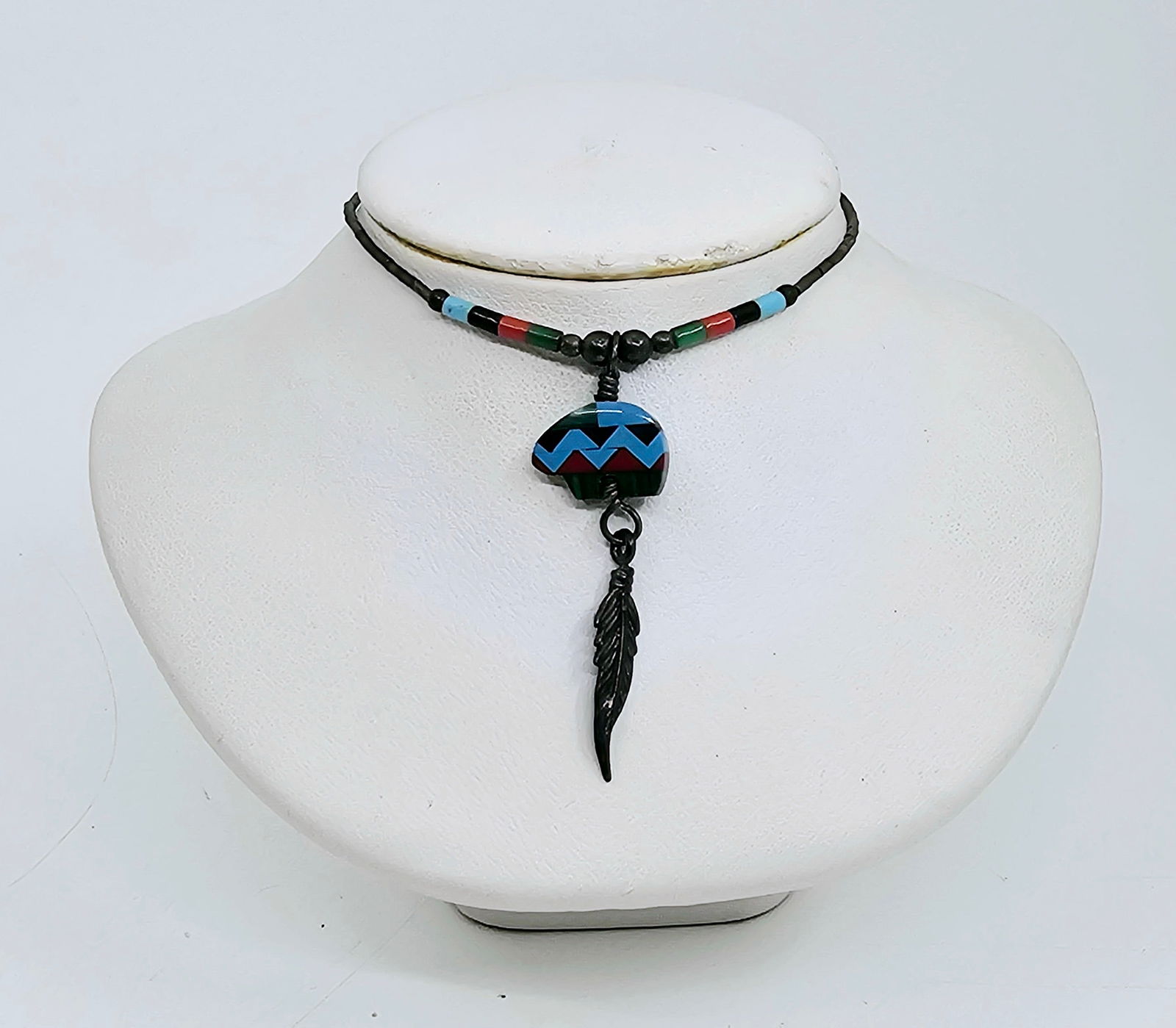 Navajo, Sterling Silver Bear and Feather Necklace: Sterling Silver Necklace, set with turquoise, malachite, red coral and onyx Weight 3,51g