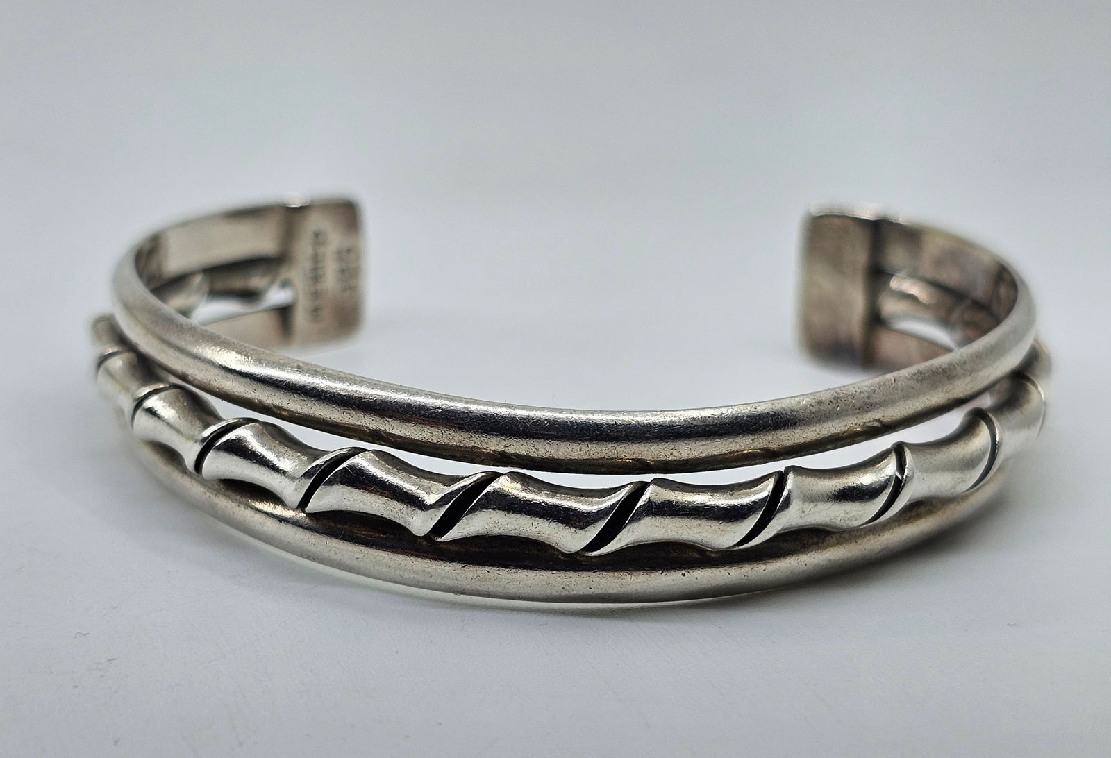 Vintage Mexican Sterling Silver Cuff Bracelet (1 of 7)