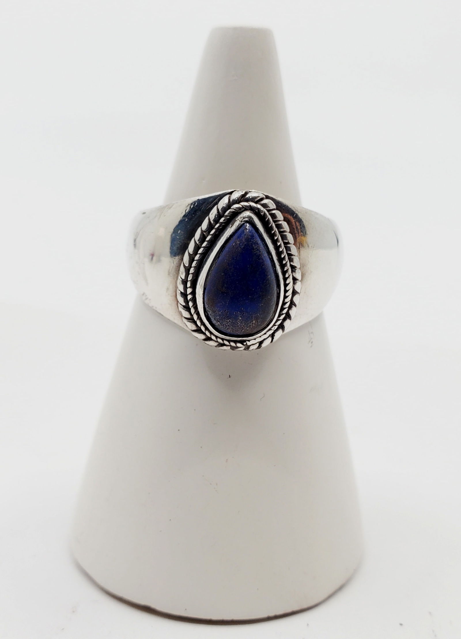 Sterling Silver Lapis Lazuli Ring (1 of 8)