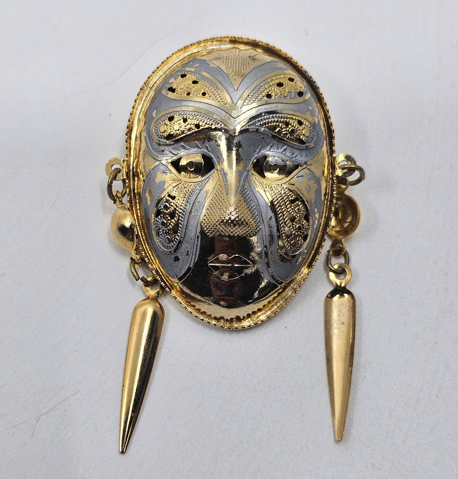 Vintage Venetian Mask Brooch (1 of 3)