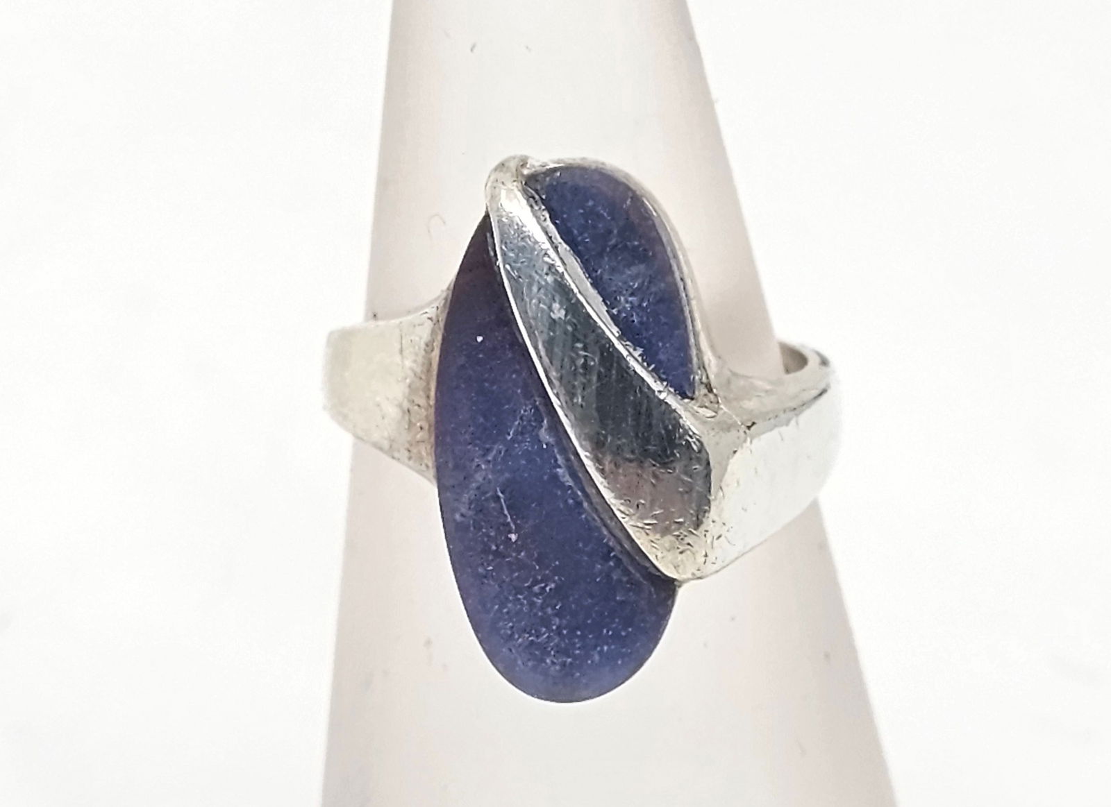 Sterling Silver Lapis Lazuli Ring (1 of 6)