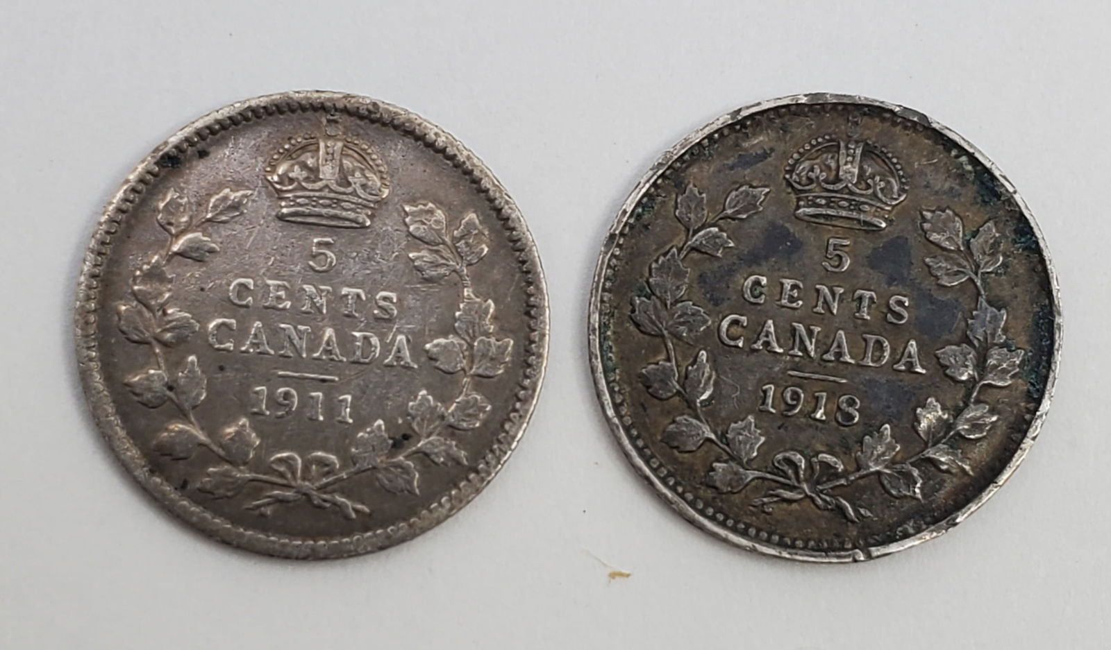 CANADA Two Nice 5c Silver Coins King George V 1911 and 1918 (1 of 2)