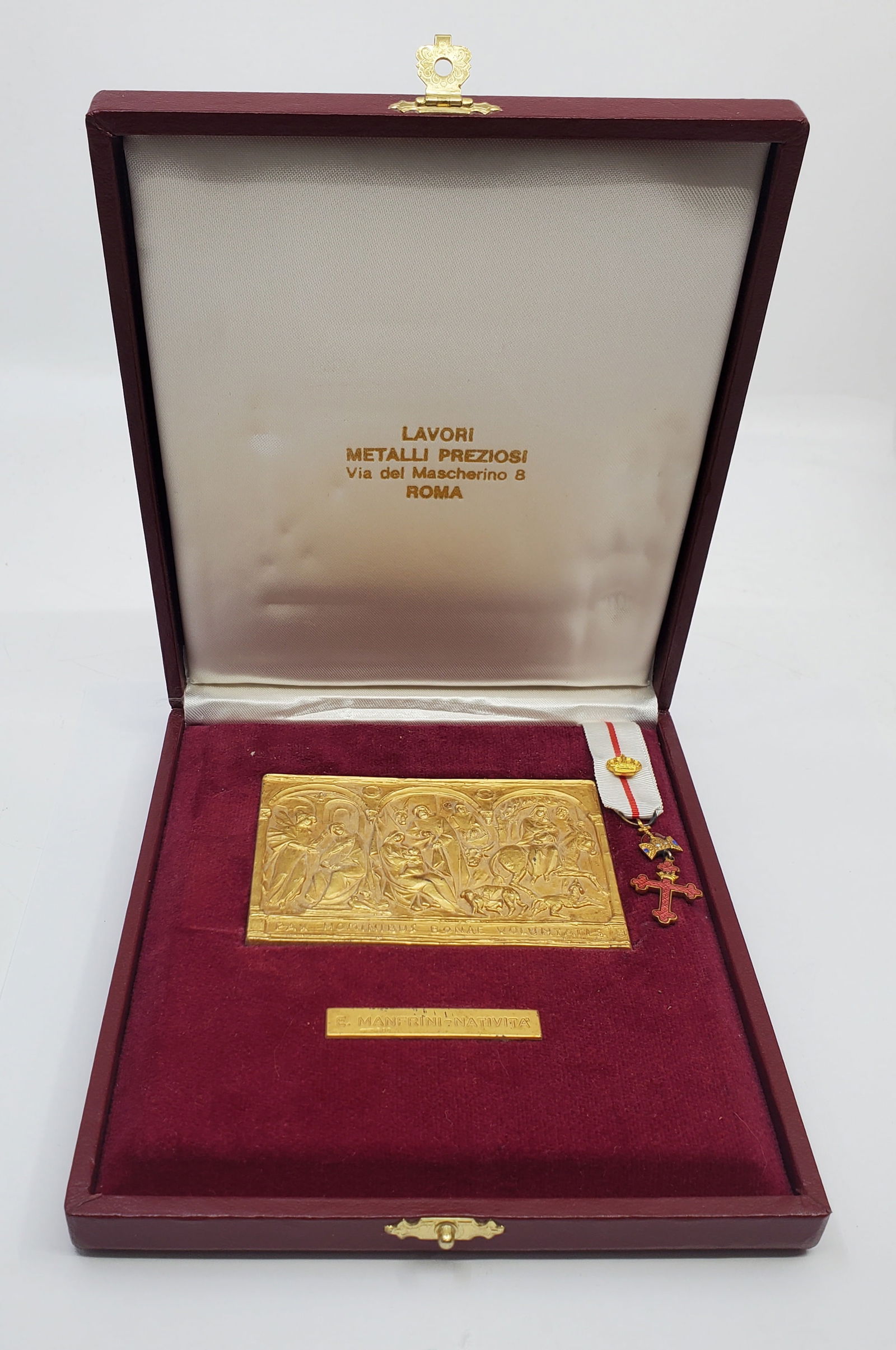 Boxed ,800 Silver Vermeil Art Plaque depicting Birth of Jesus (1 of 5)