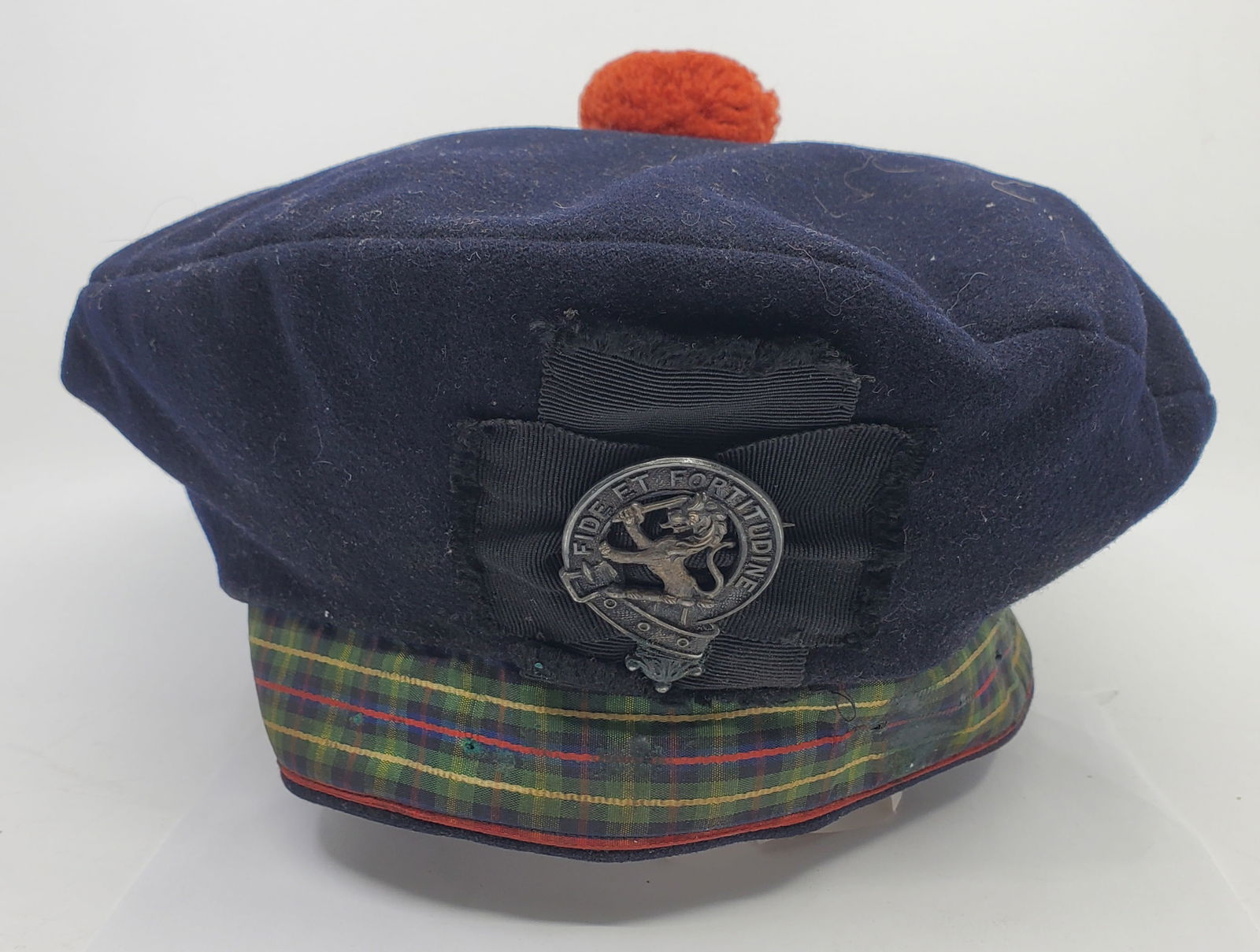 BLACK WATCH (Royal Highland Regiment) of Canada Cap with Badge (1 of 7)