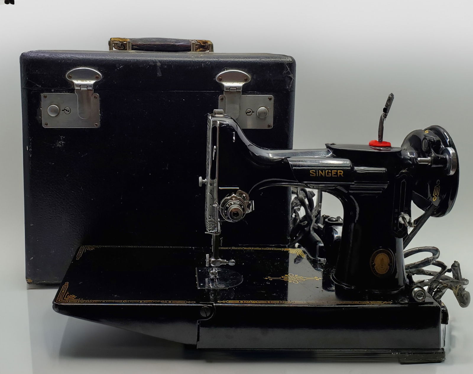Boxed SINGER featherweight 221 Sewing Machine Centennial Model 1851-1951 (1 of 14)