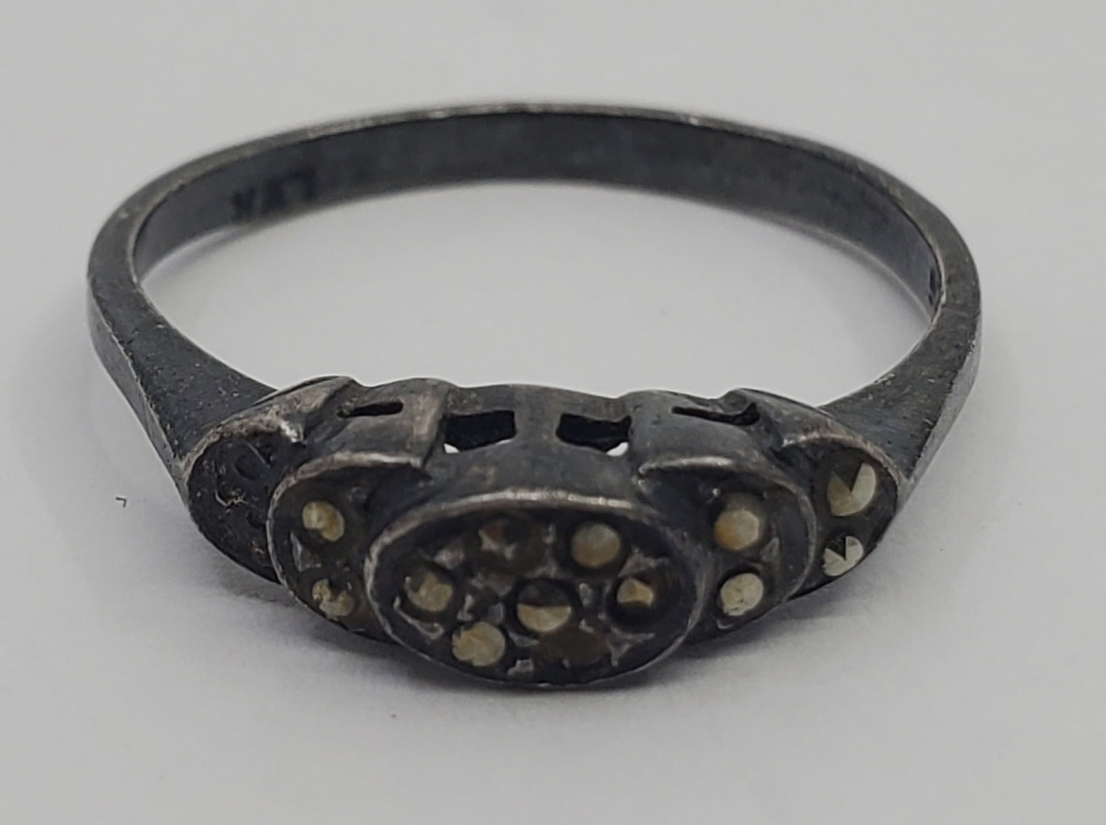 Antique Sterling Silver Marcasites Ring: Antique Ring, Sterling SIlver, Weight 1.64g, Weight 1.64g, Size 6